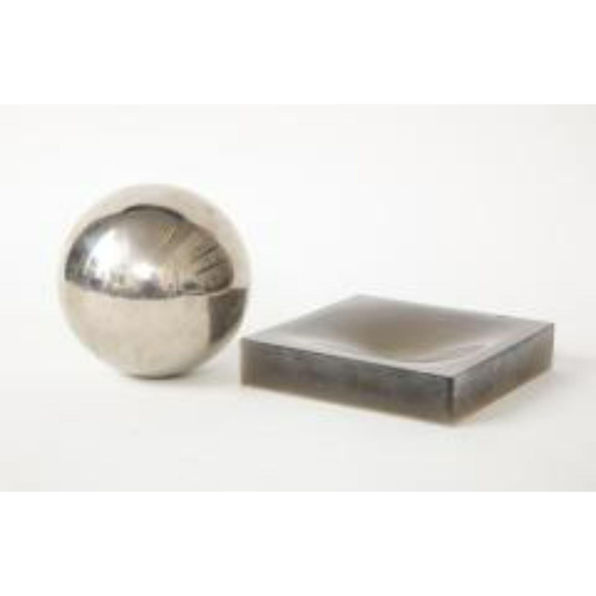 20th C. Grey and Chrome Small Sculpture, Silver Ball on Lucite Base For Sale 1