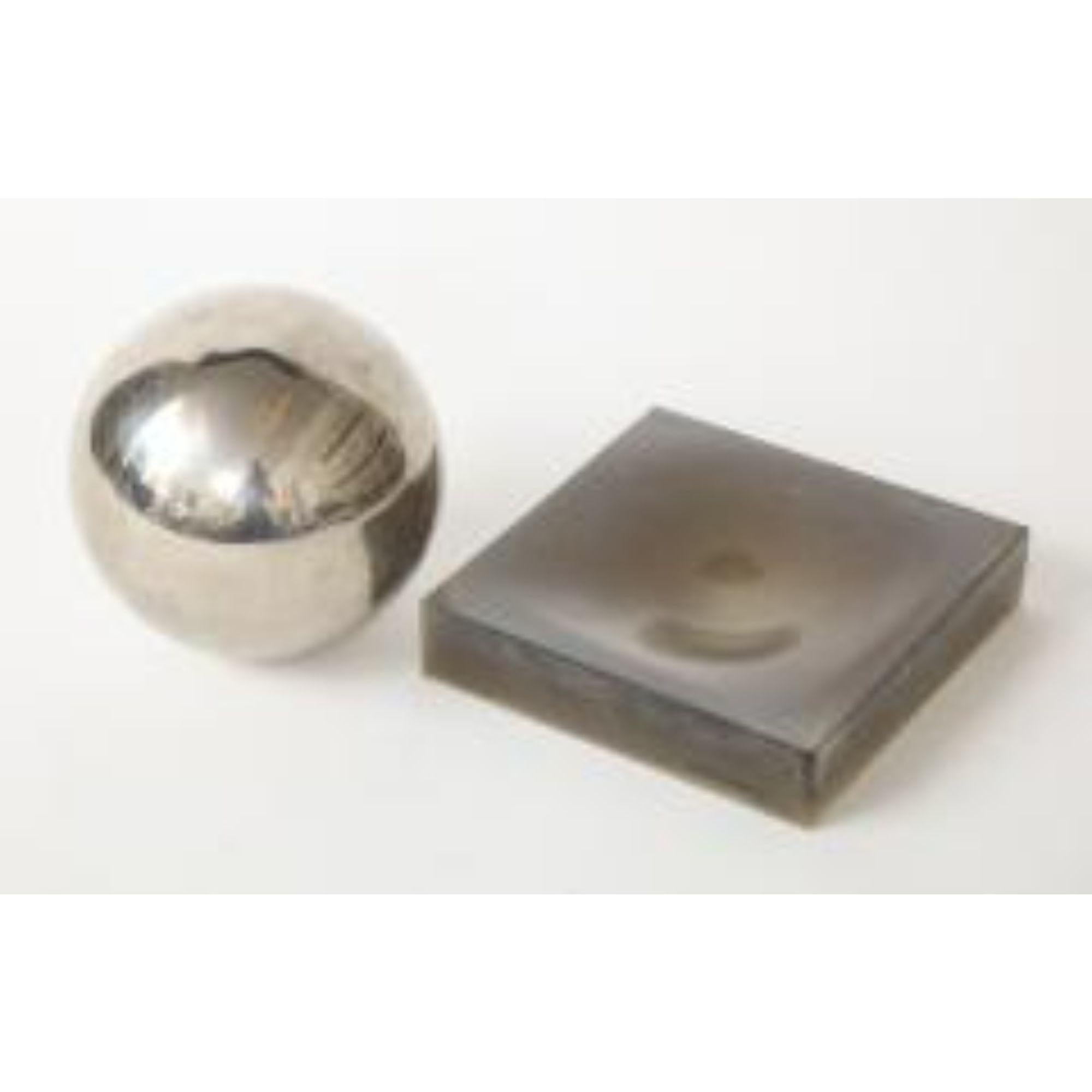 20th C. Grey and Chrome Small Sculpture, Silver Ball on Lucite Base For Sale 2