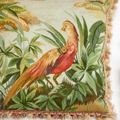 20. Jh. Gruppe von drei französischen Gobelin-Kissen mit Botanik- und Vogelmotiven