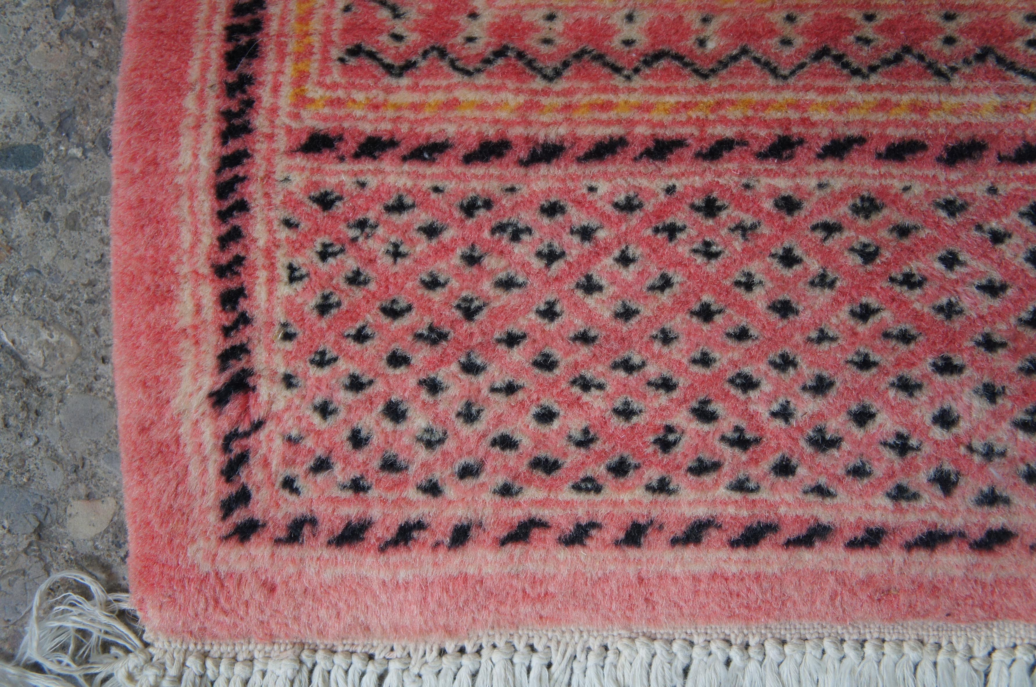 20th Century 20th C Hand Knotted Pakistani Pink Wool Prayer Area Rug Runner Medallion Saph For Sale