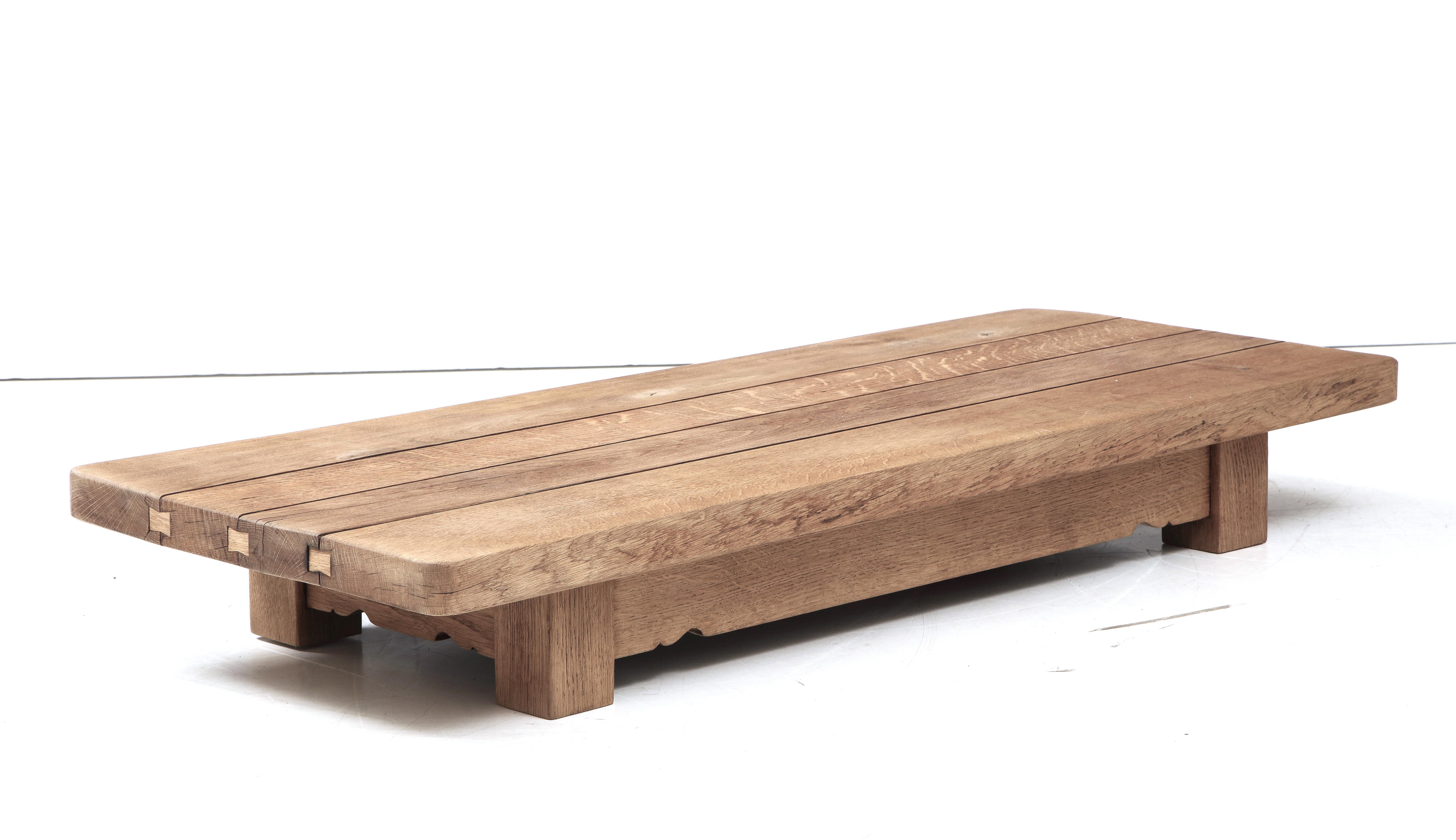 20th C. Japanese Low Coffee Oak Table with Butterfly Joints 8