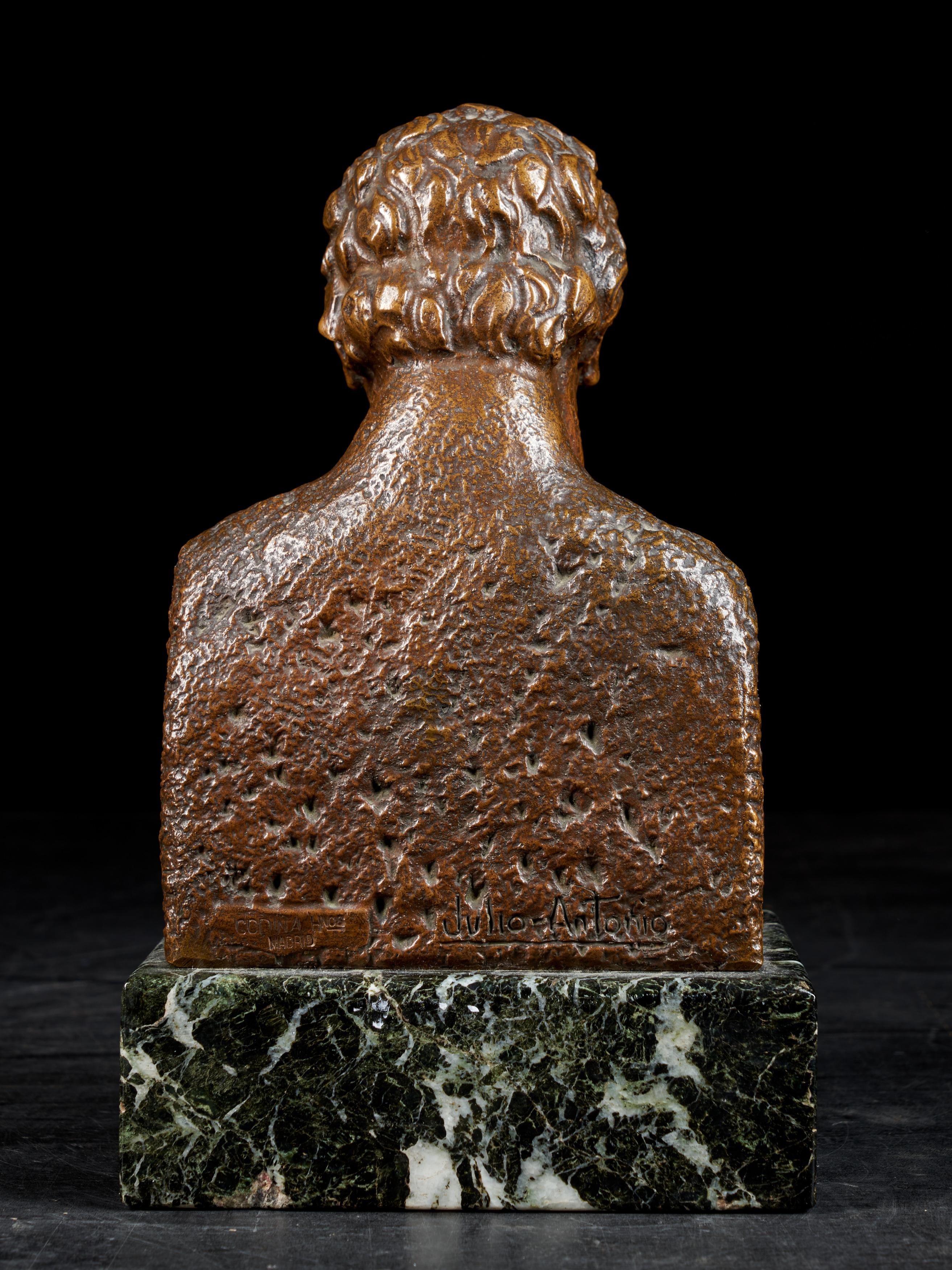 20th Century, Julio Antonio, Bronze Bust of a Man, Signed on the Back In Good Condition In Leuven , BE