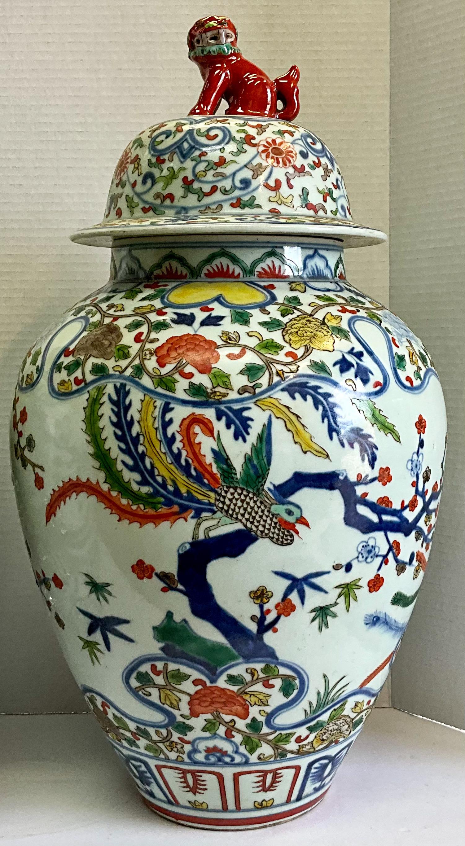20th-C. Large Chinese Export Bird Motif Ginger Jars Coral Foo Dog Finials, Pair In Good Condition In Kennesaw, GA