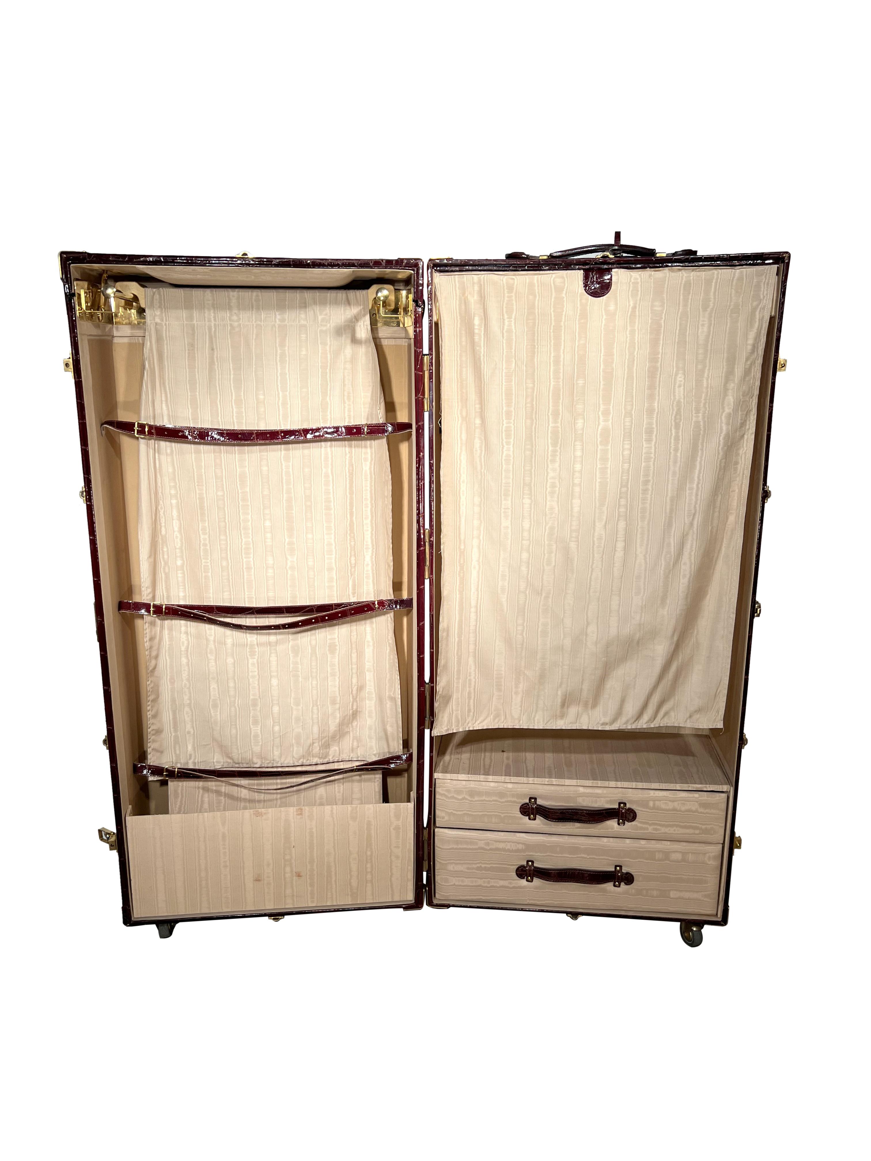 20th Century Large Exotic Embossed Leather Vertical Valet Wardrobe Trunk For Sale 10