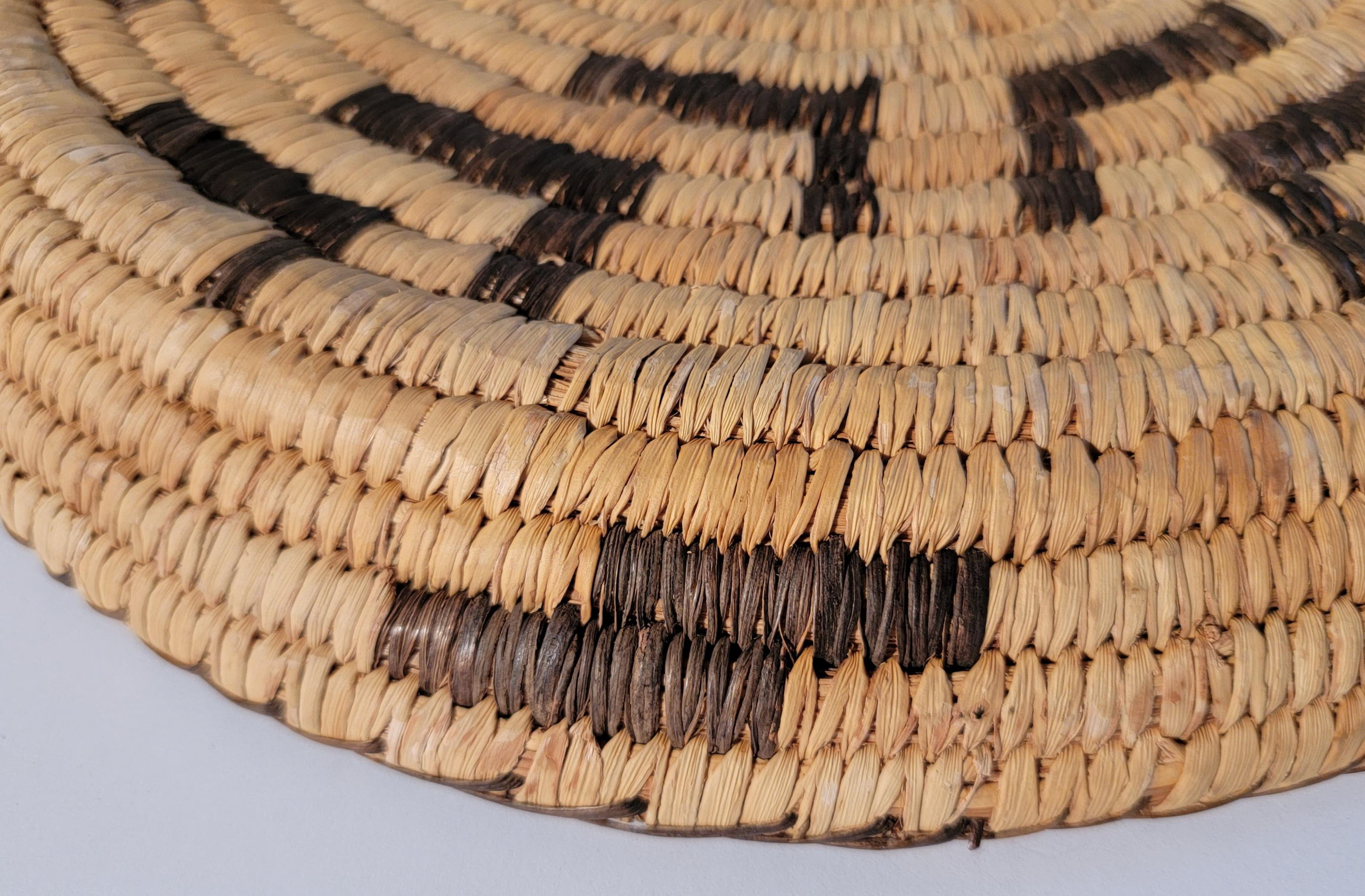 Hand-Woven 20th C Large Hand Woven Papago Indian Tray For Sale