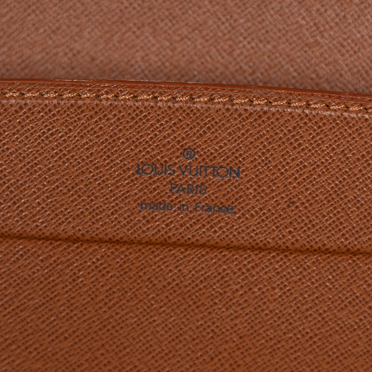 20th C Louis Vuitton Presidential Briefcase In Monogram Canvas, France c.1980 4