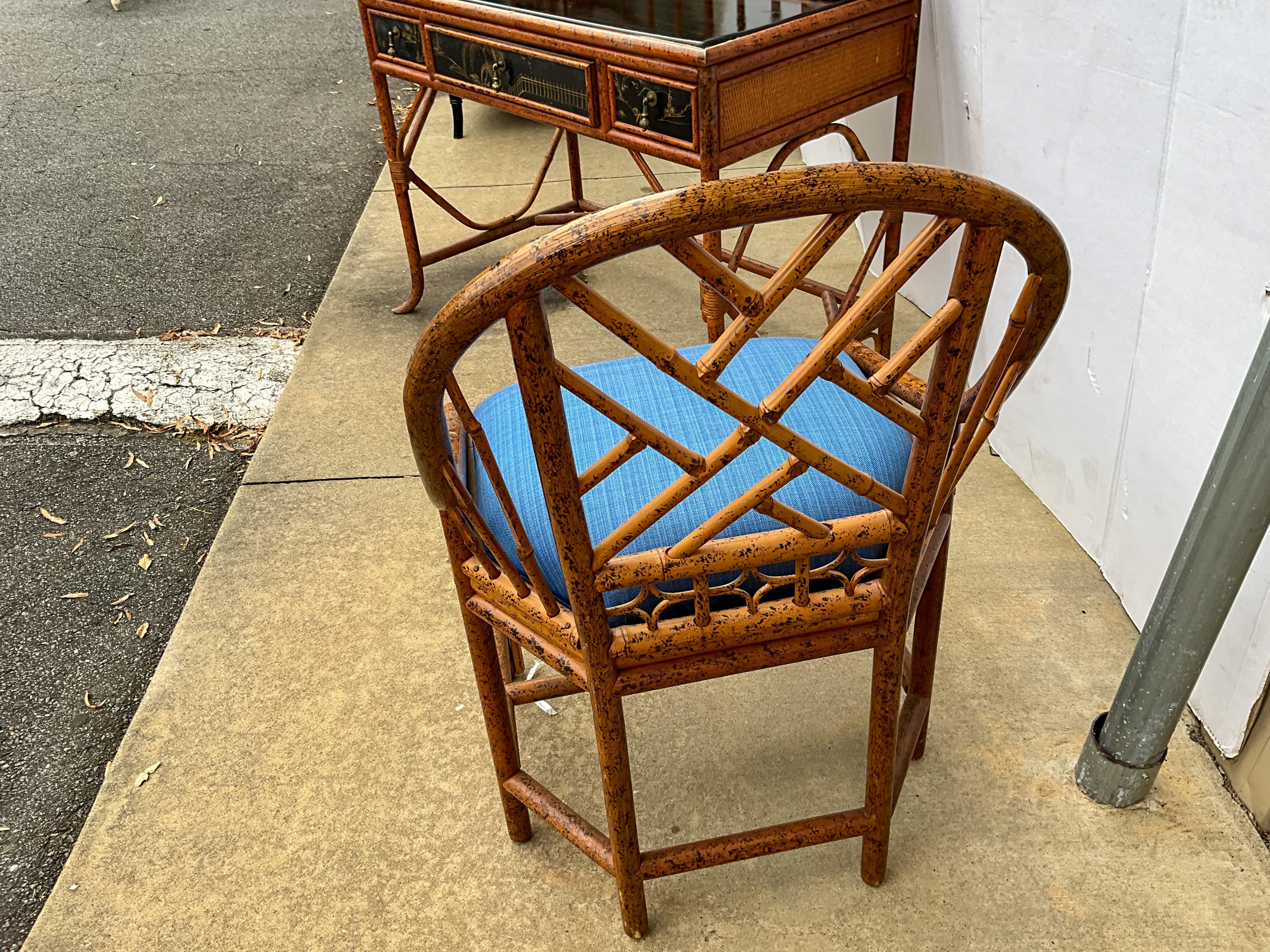 20th-C. Maitland -Smith Chinoiserie Faux Burnt Bamboo Desk And Chair  In Good Condition In Kennesaw, GA