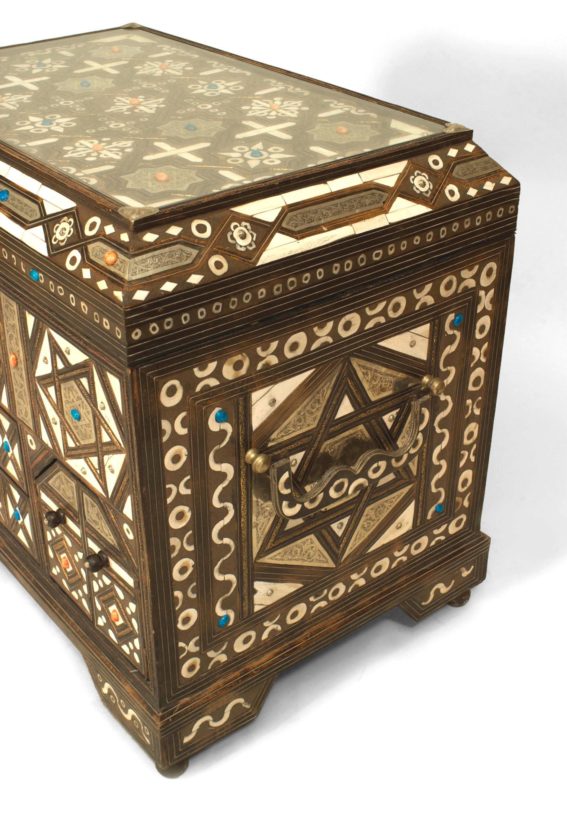 Moroccan Star of David Trunk / Torah Chest In Good Condition In New York, NY