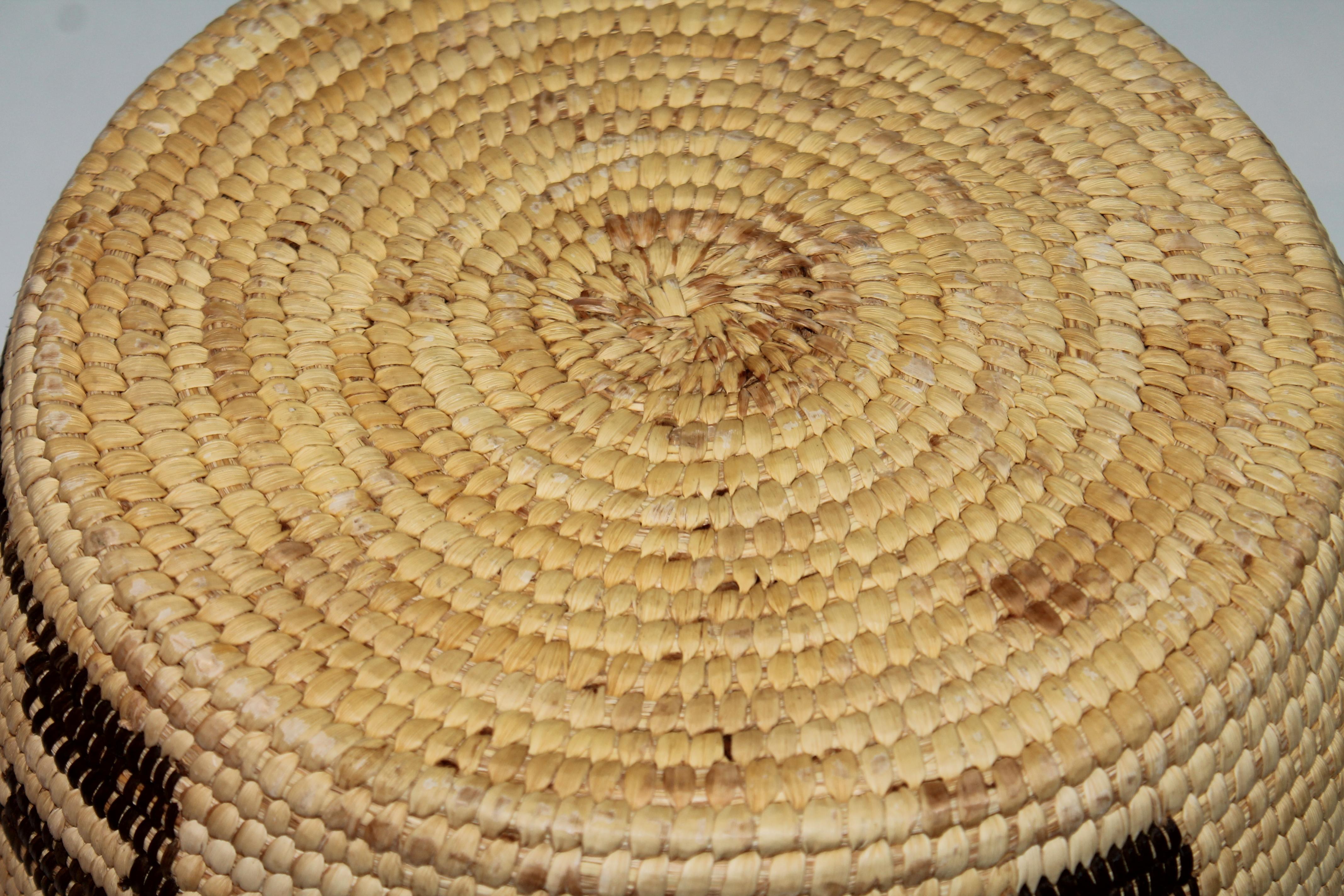 Hemp 20th C Papago Bowl Shaped Basket With Geometric Cross Pattern For Sale