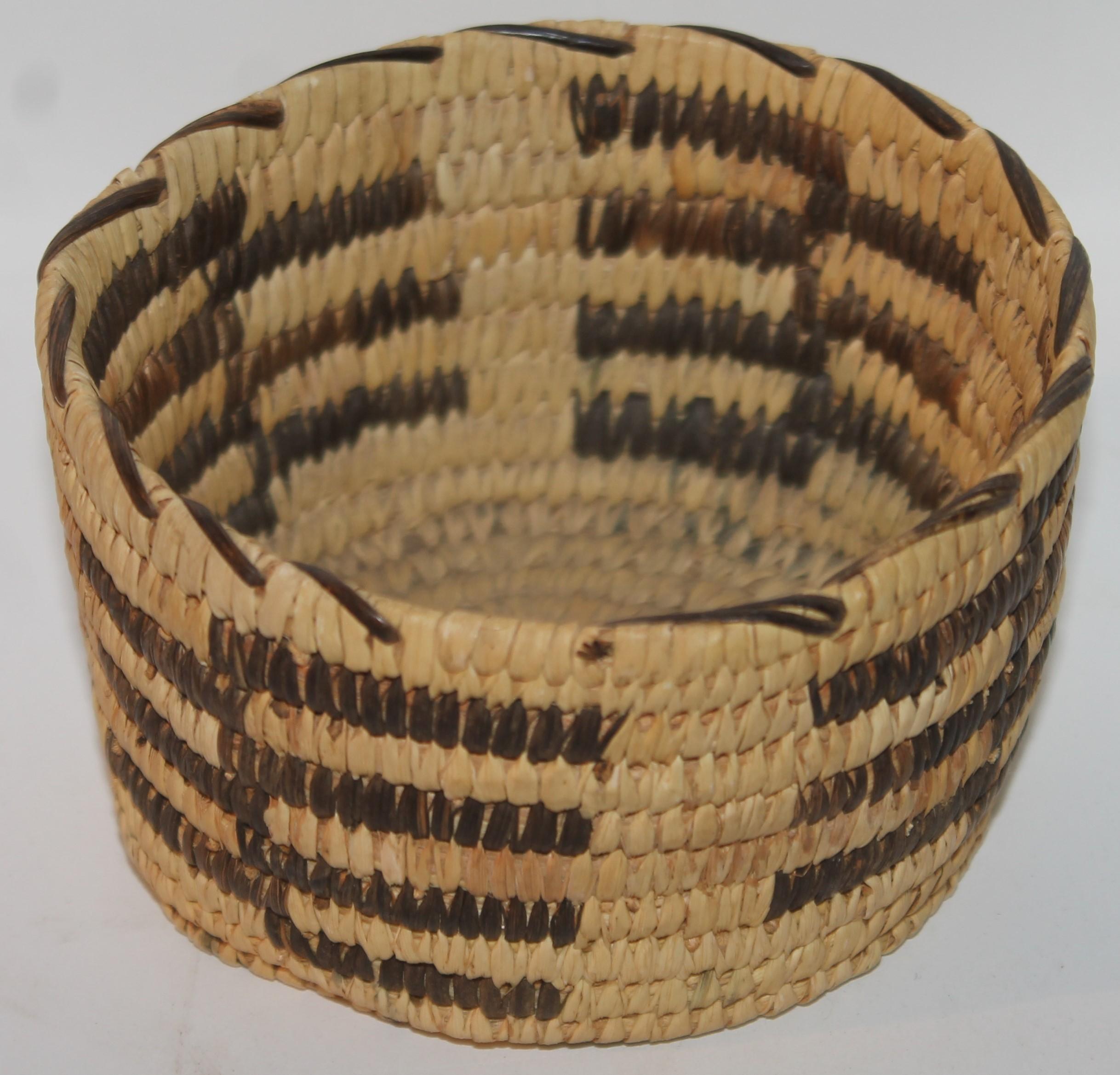 20th C Papago Indian Baskets Set of 3 For Sale 3