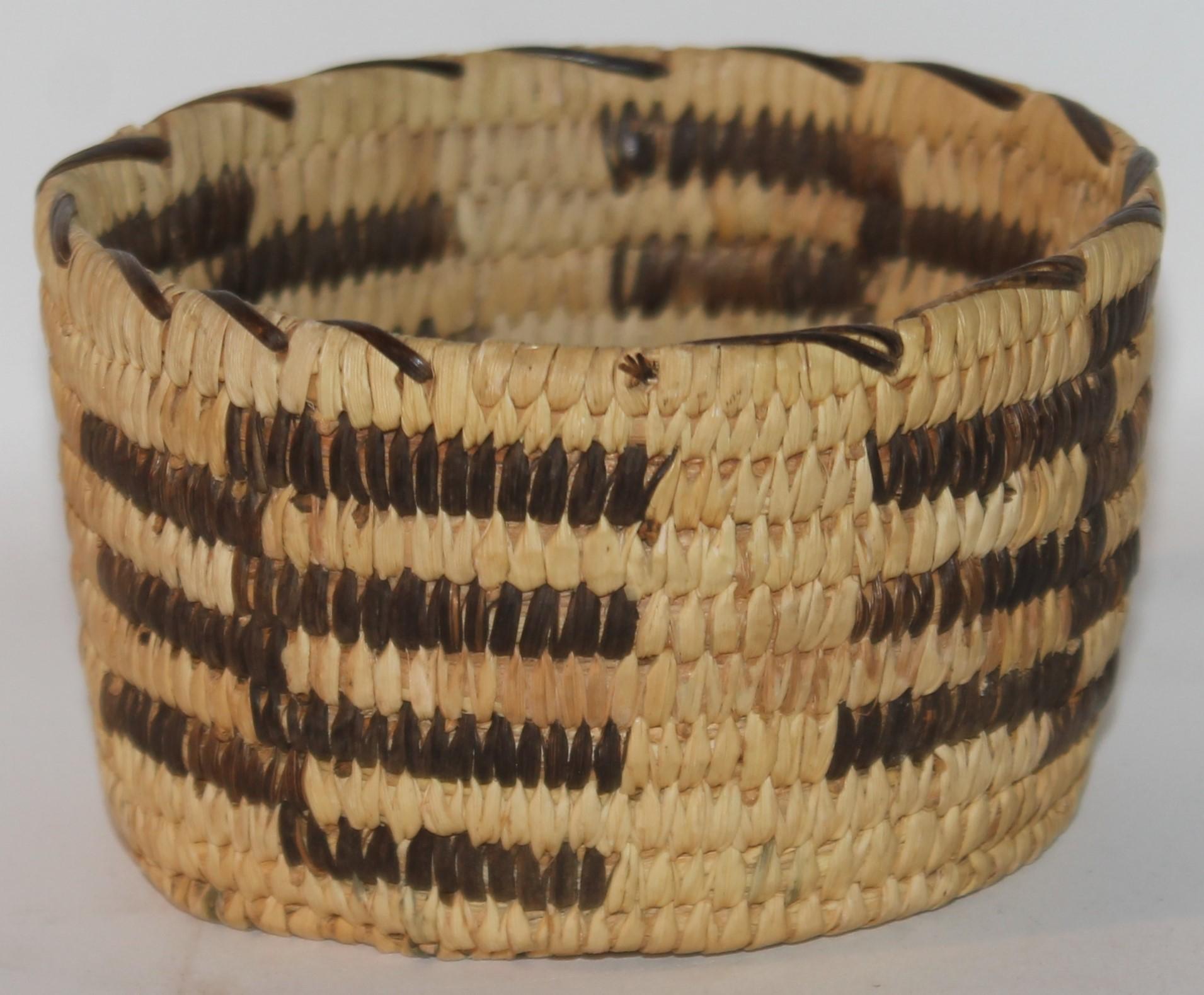 20th C Papago Indian Baskets Set of 3 For Sale 4