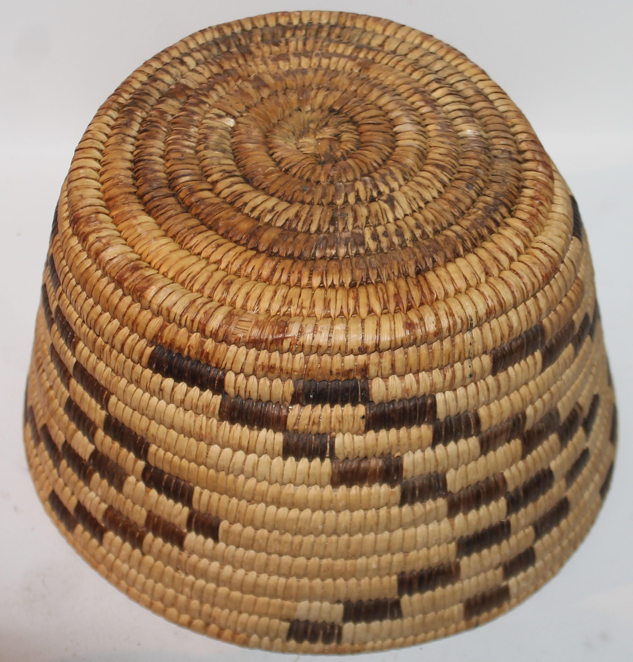 20th C Papago Indian Baskets Set of 3 For Sale 7