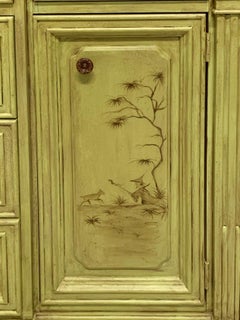 20e siècle. Enfilade/crédence Chinoiserie de style Patina peint à la main avec plateau en marbre