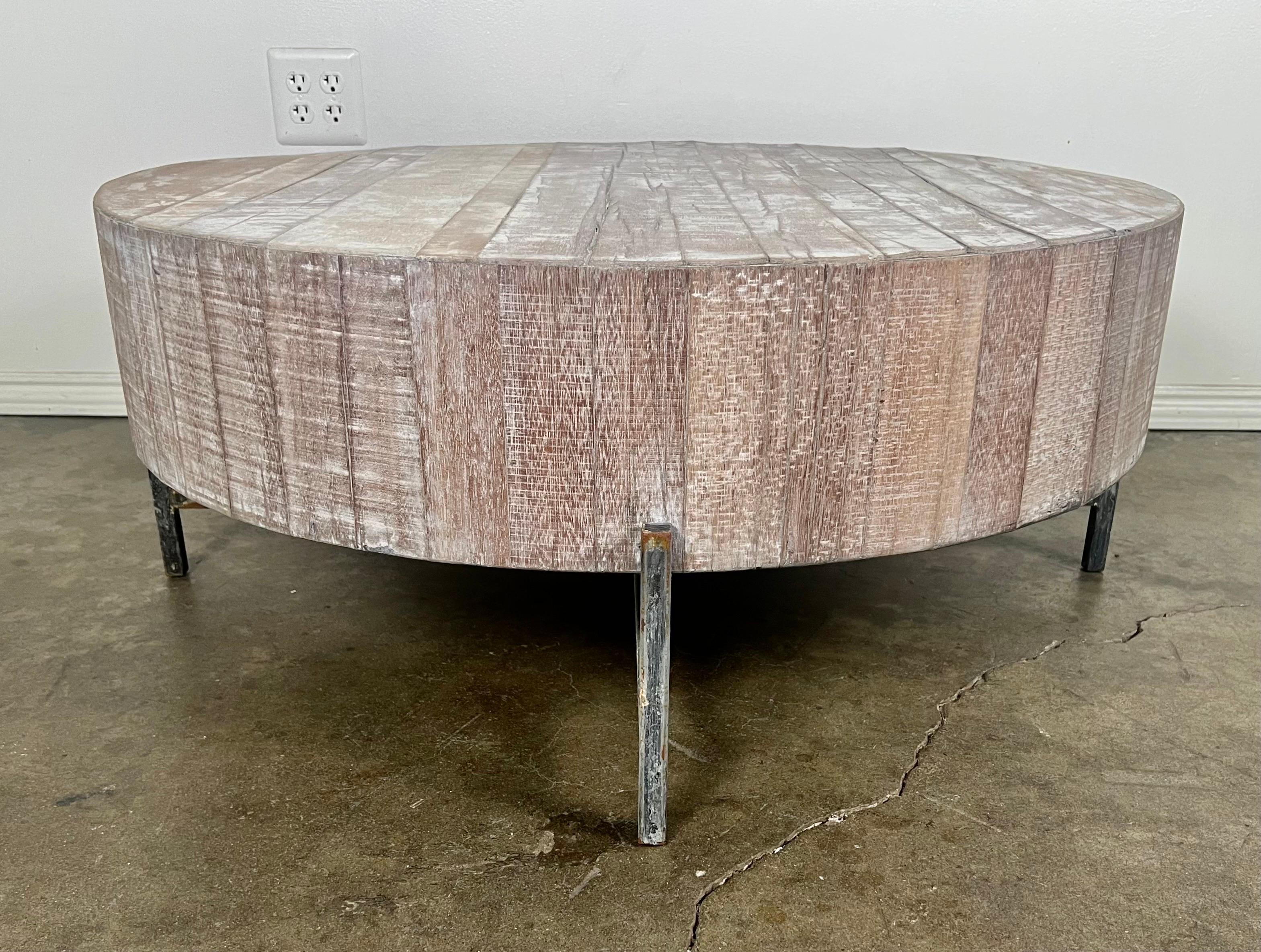20th C. Round Coffee Table w/ Metal Legs For Sale 1