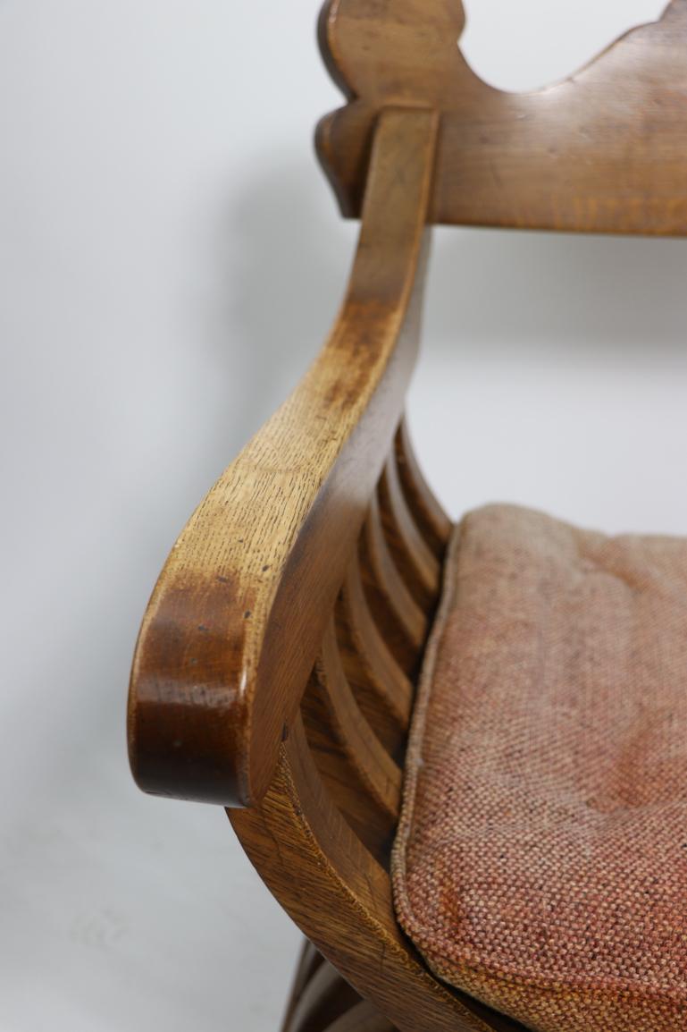 American 20th Century Savronarola Chair in Solid Oak