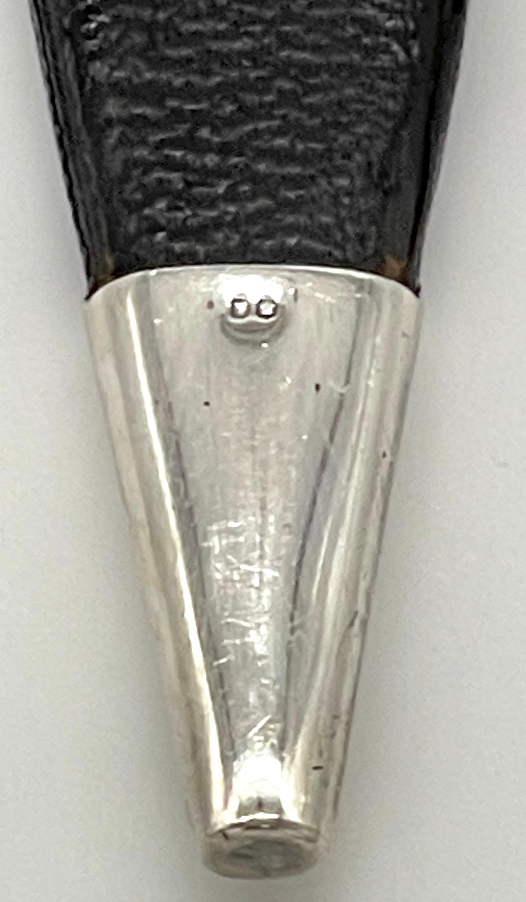 Schottisches Sterling- und geschnitztes Celtic Knot Bog Holz Dirk mit Topas, 20. Jahrhundert im Angebot 8