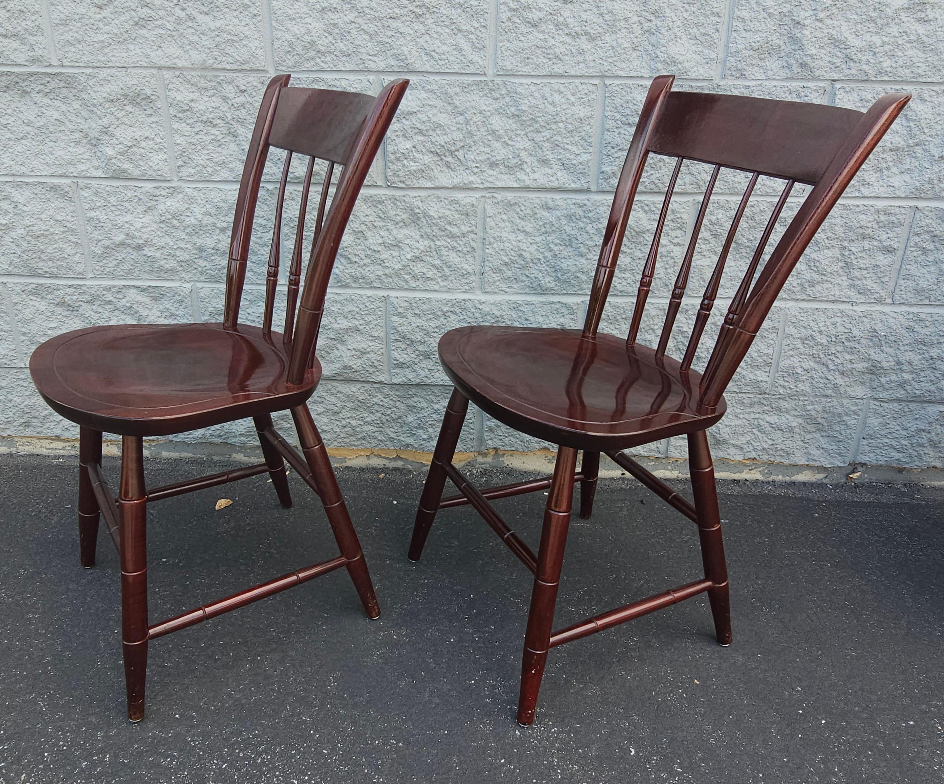 20th C. Set of Four Nichols and Stone Mahogany Windsor Side Chairs by Stickley In Good Condition For Sale In Germantown, MD