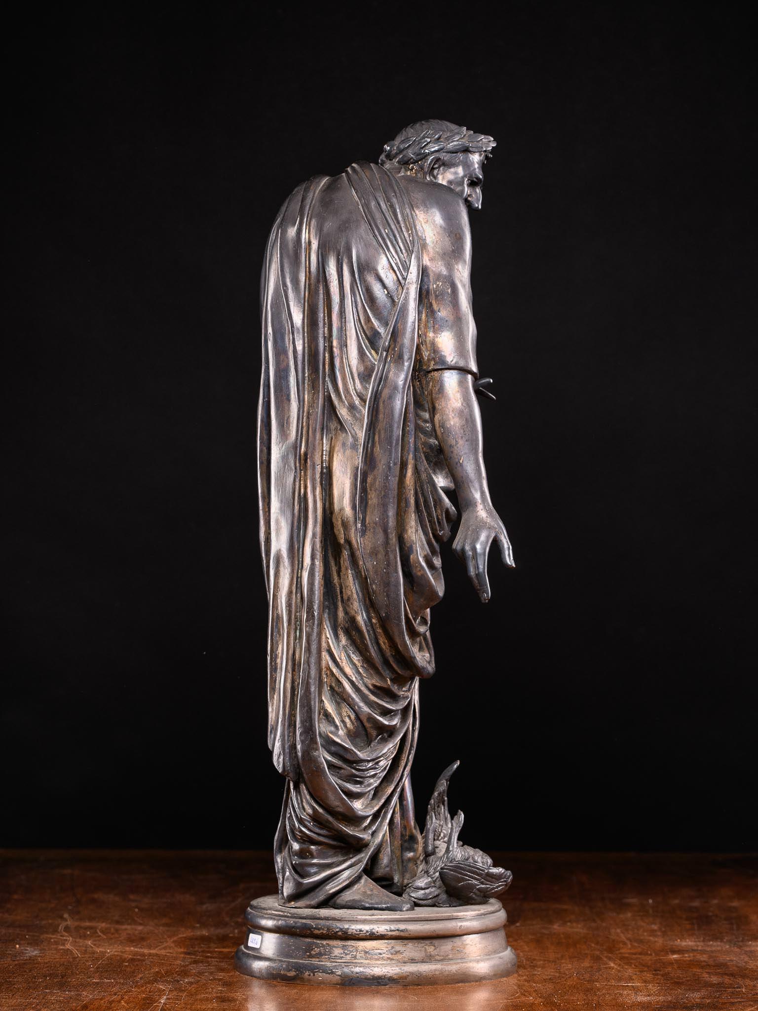 Versilberte Statue des 20. Jahrhunderts, die den römischen Senator vorstellt, Frankreich (Belgisch) im Angebot