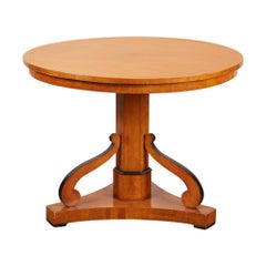 Tavolo con piedistallo Biedermeier in ciliegio e ebanizzato del XX secolo