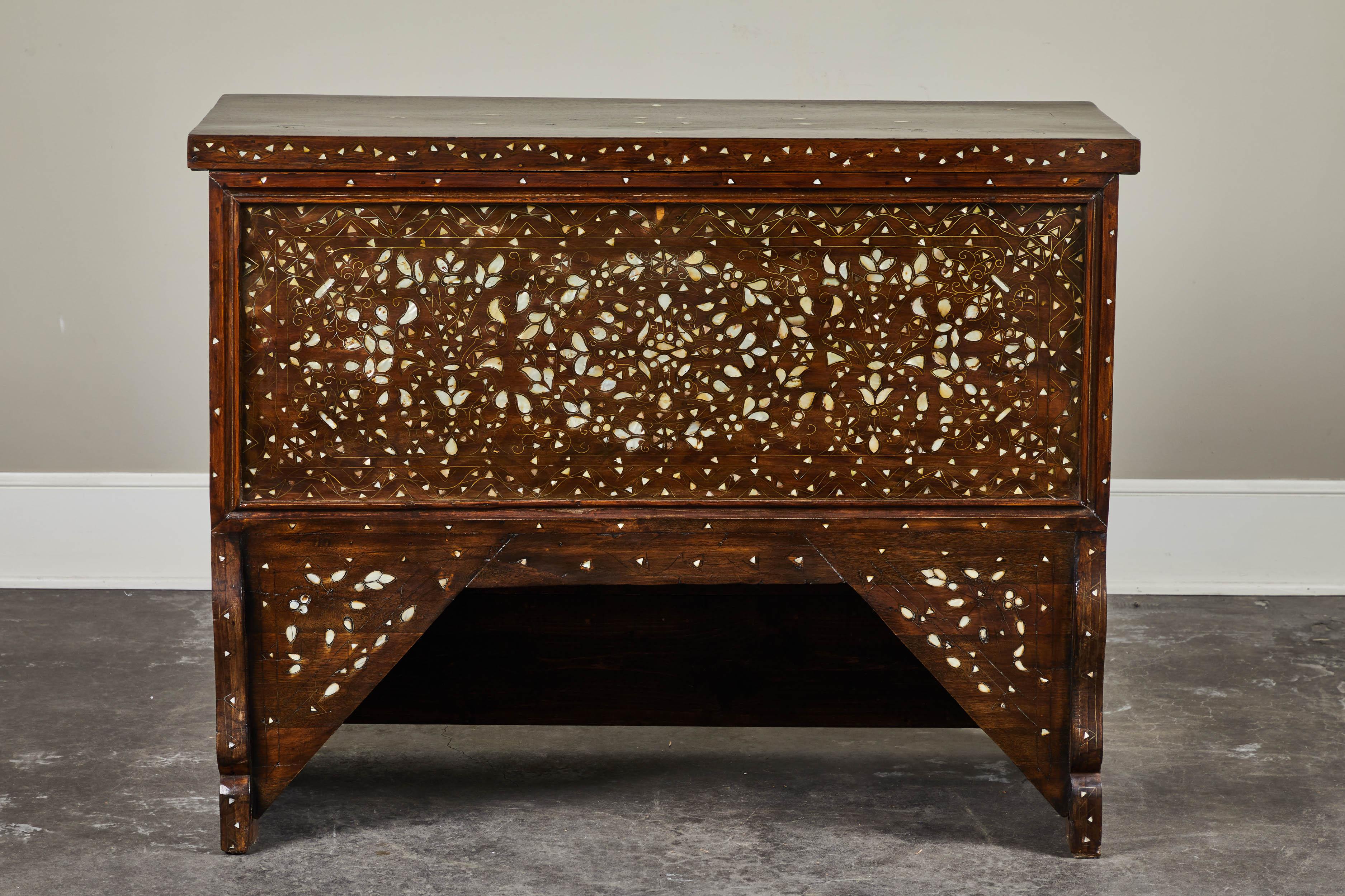 20th Century  Syrian Mother of Pearl Inlaid Wedding Chest 4