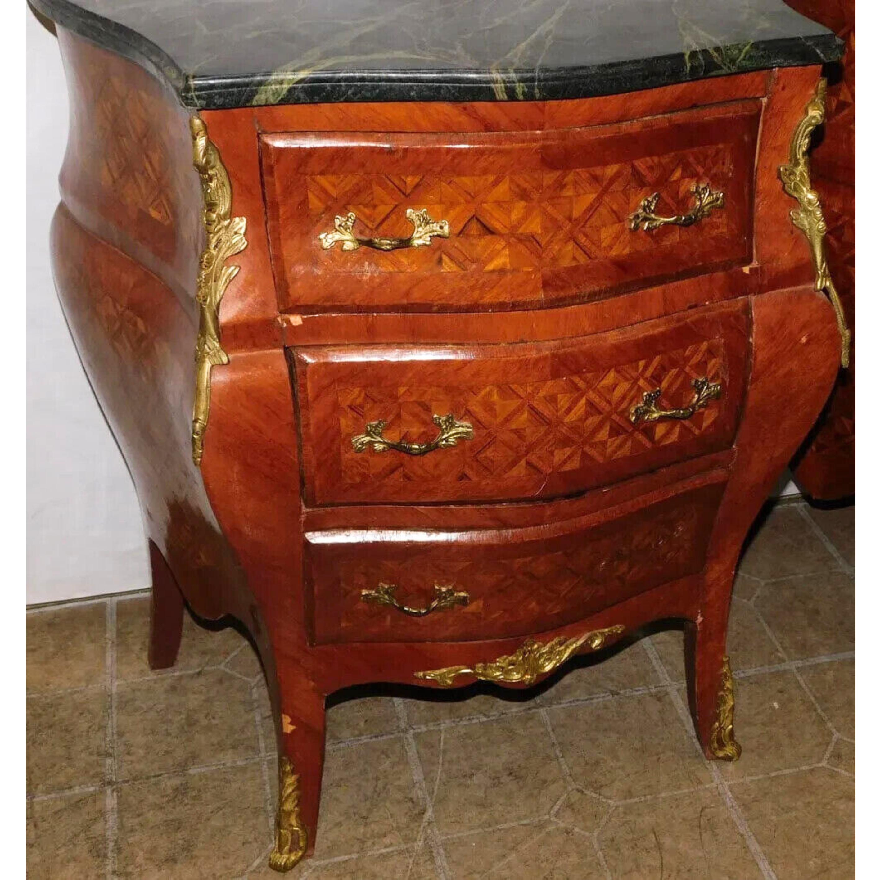 Gorgeous Pair of 20th C. Walnut Inlay, Marble Top, Diminutive, With Bronze  Mounts Commodes, Set of Two!

Commodes, Pair, Walnut Inlay, Marble Top, Diminutive, With Bronze Mounts!!

Add a touch of sophistication to your bedroom or guestroom with