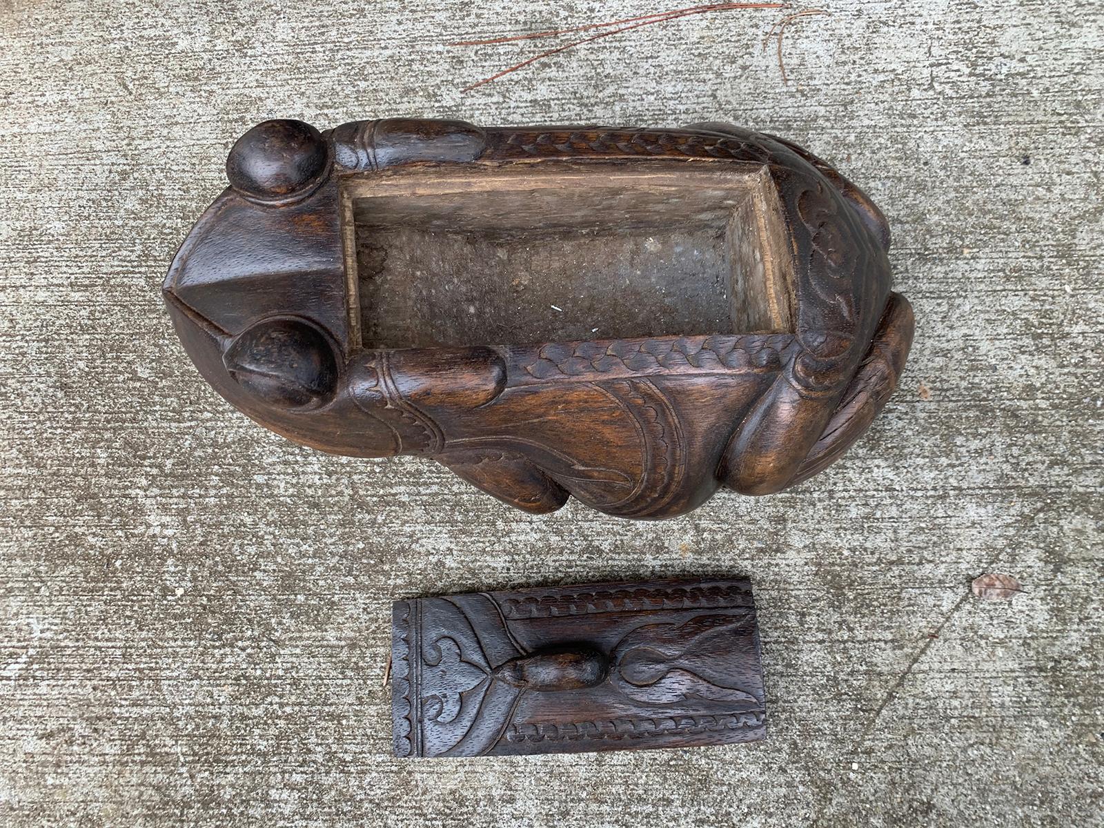 20th Century Carved Wood Frog Box 10