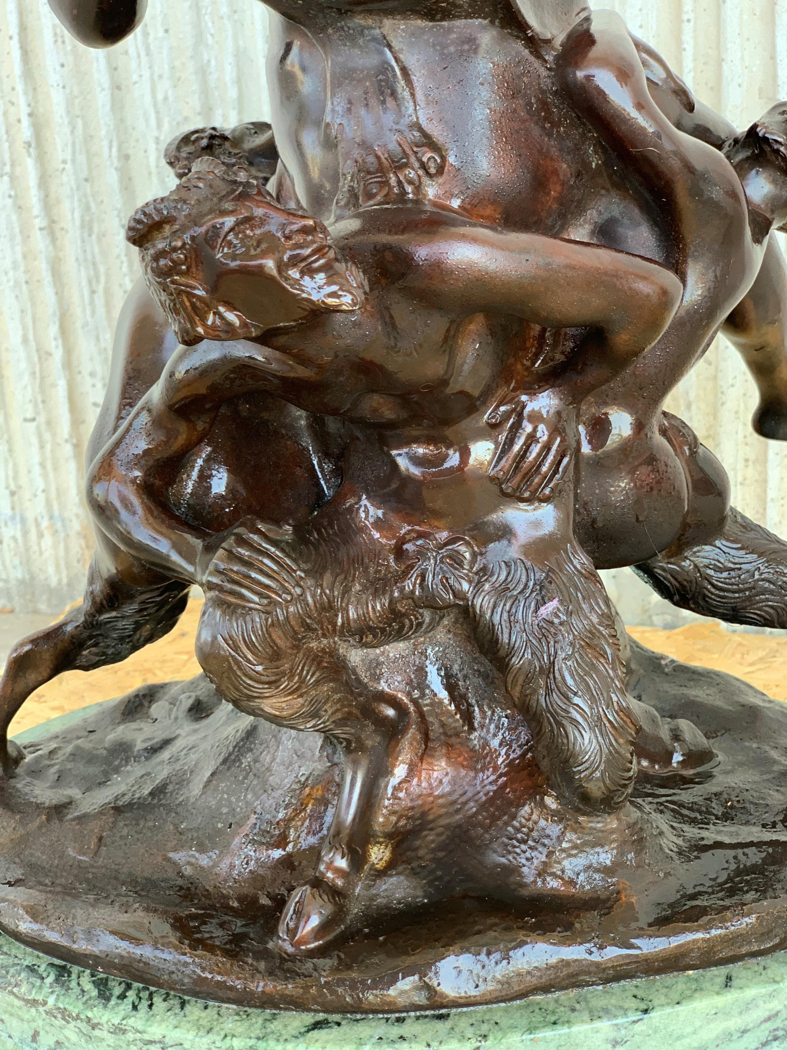 Bronzo Statua in bronzo fuso del 19° secolo di un angelo cherubino firmata da Ferdinando de Luca, Italia in vendita