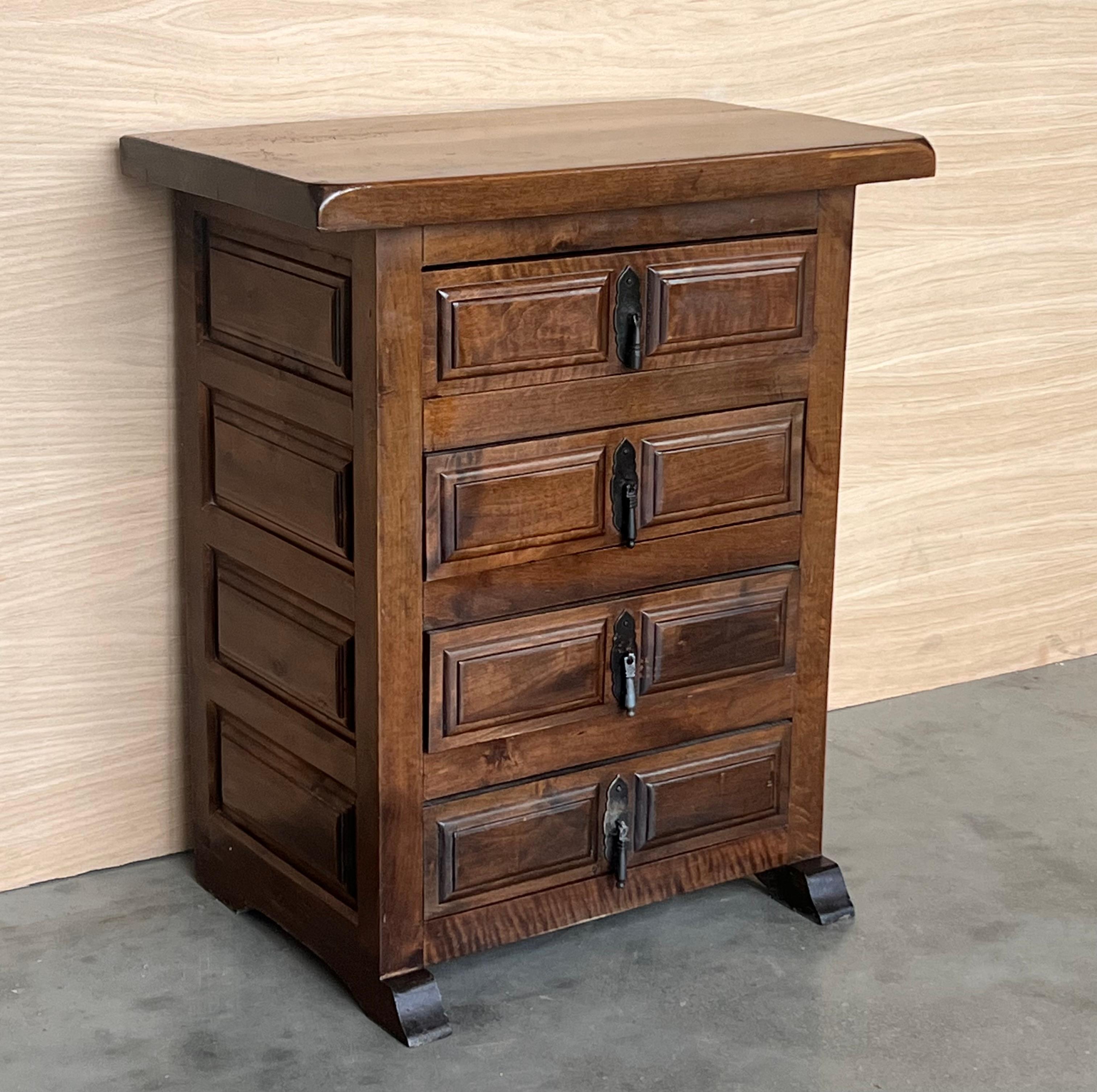20th Century 20th Catalan Spanish Baroque Carved Walnut Tuscan Chest of Drawers or Nightstand For Sale