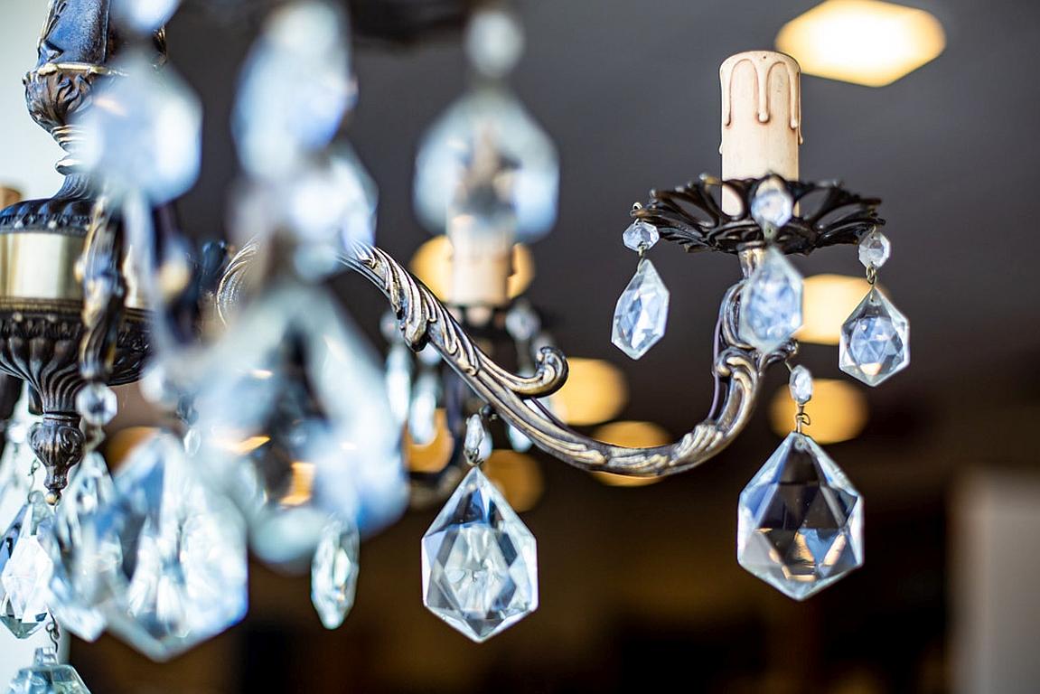 20th Century Six-Arm Chandelier with Crystals For Sale 4
