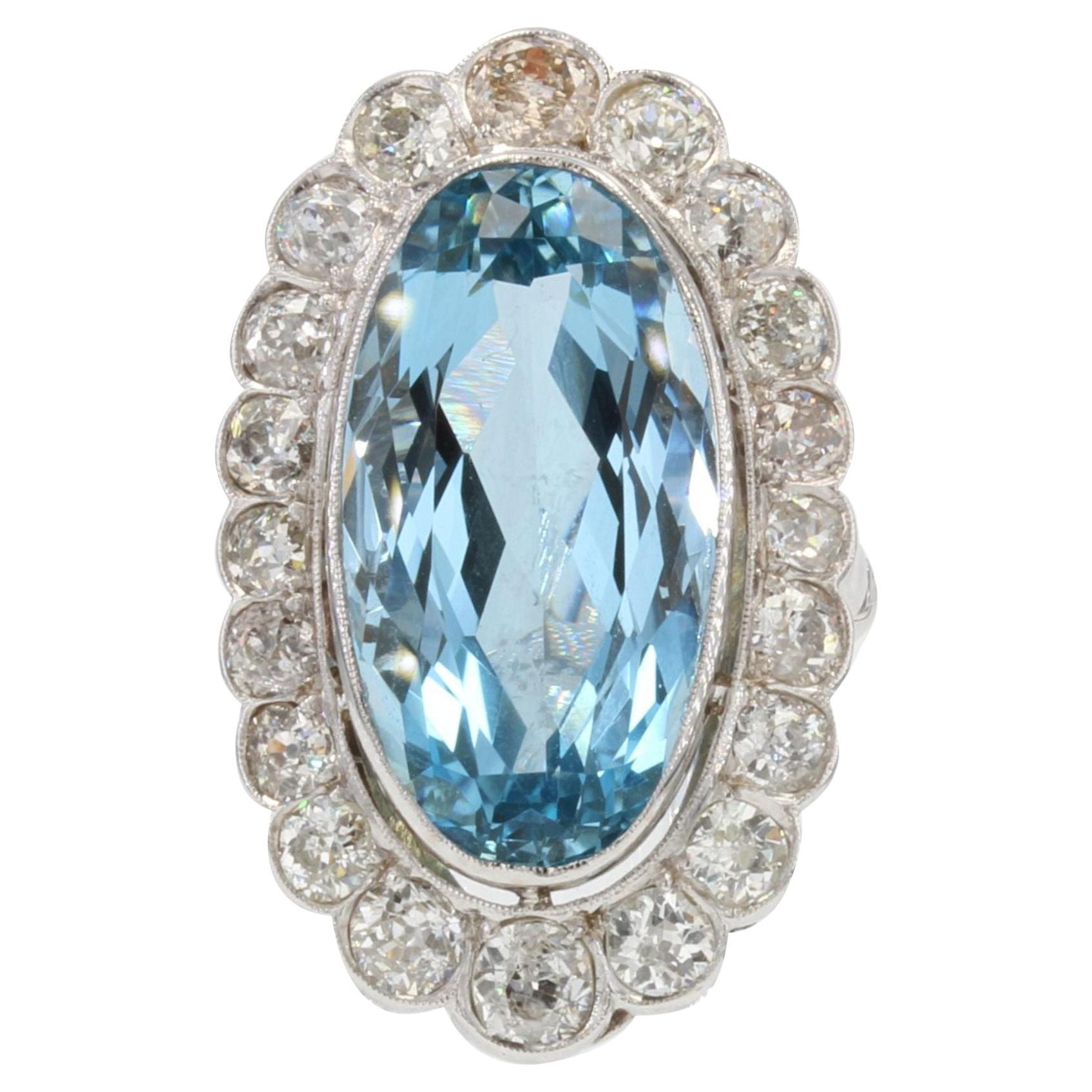 20th Century 11, 50 Carat Aquamarine Diamonds Platinum Pompadour Ring For Sale