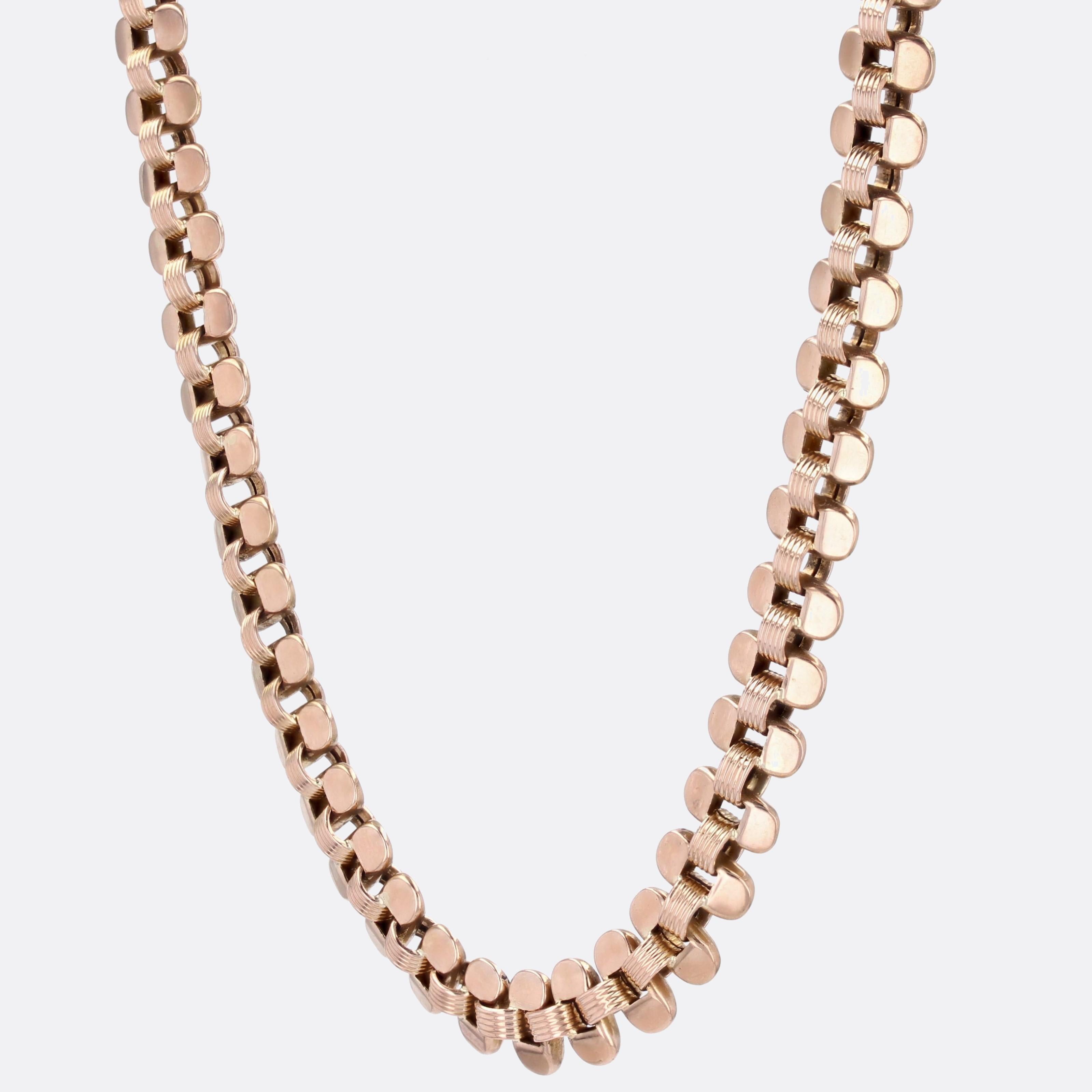 20th Century 18 Karat Rose Gold Choker Chain Necklace For Sale 1