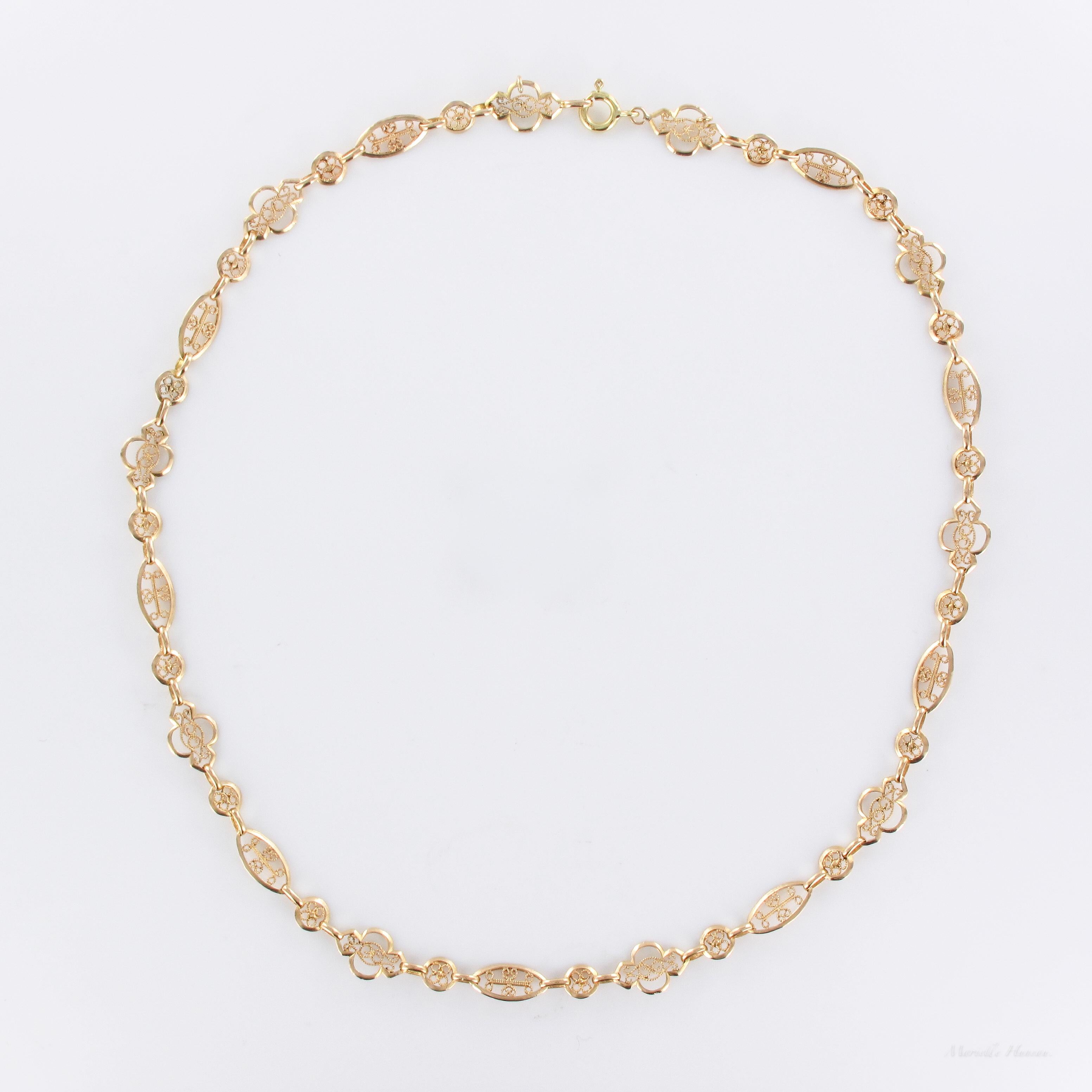 20th Century 18 Karat Rose Gold Filigree Shuttle Chain Necklace 3