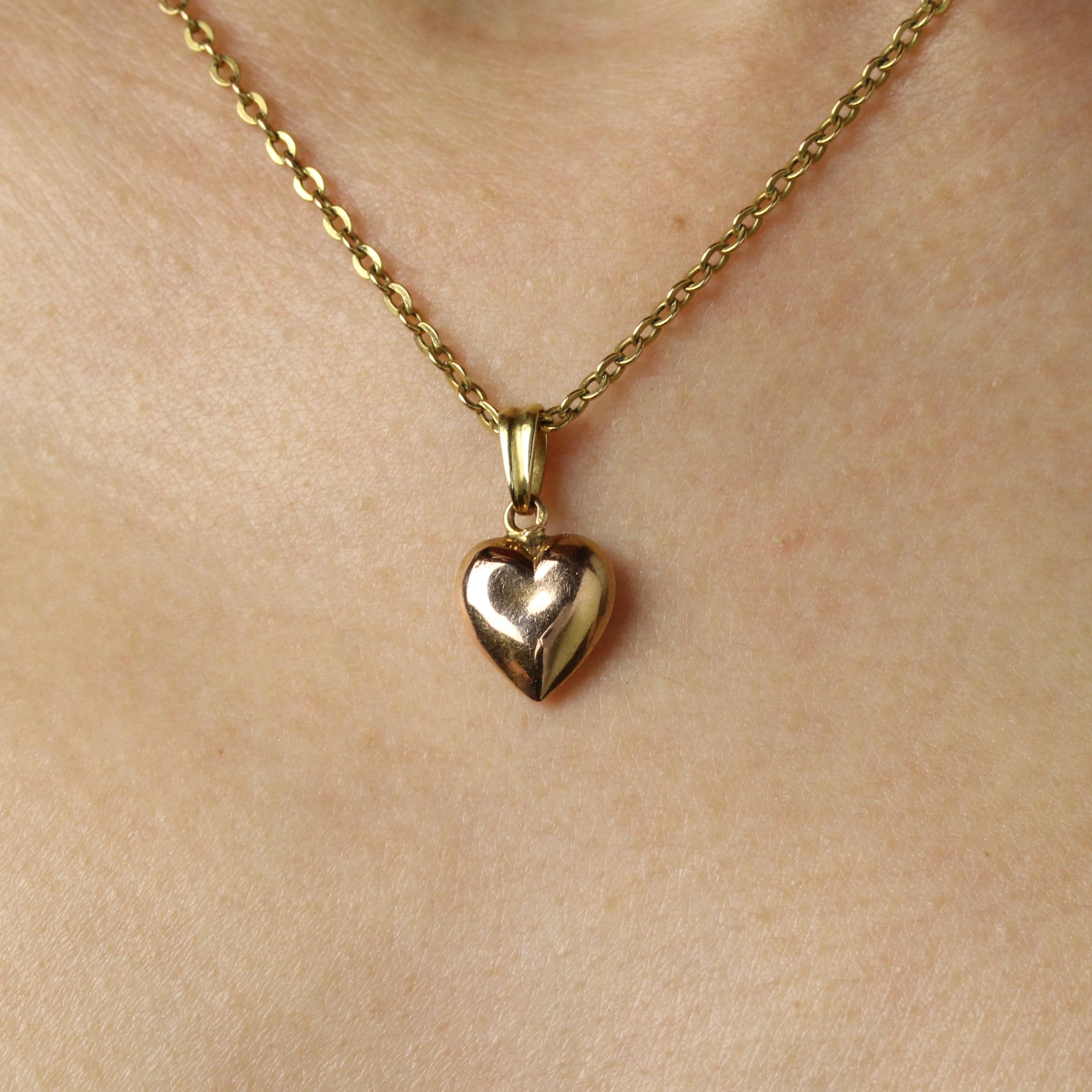 Ciondolo a forma di cuore in oro rosa 18 carati del XX secolo in vendita 3