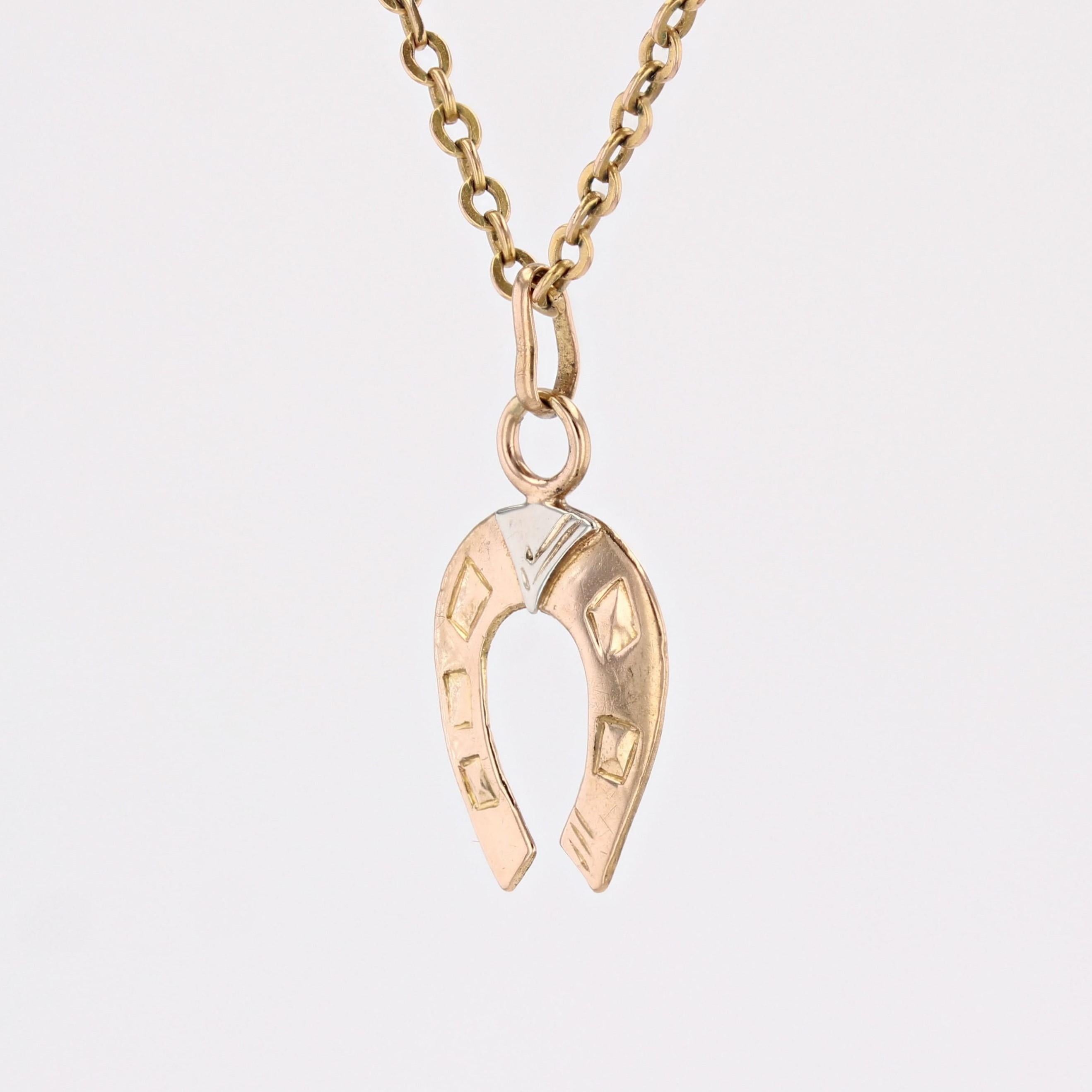 Pendentif breloque fer à cheval en or rose 18 carats du 20ème siècle Unisexe en vente