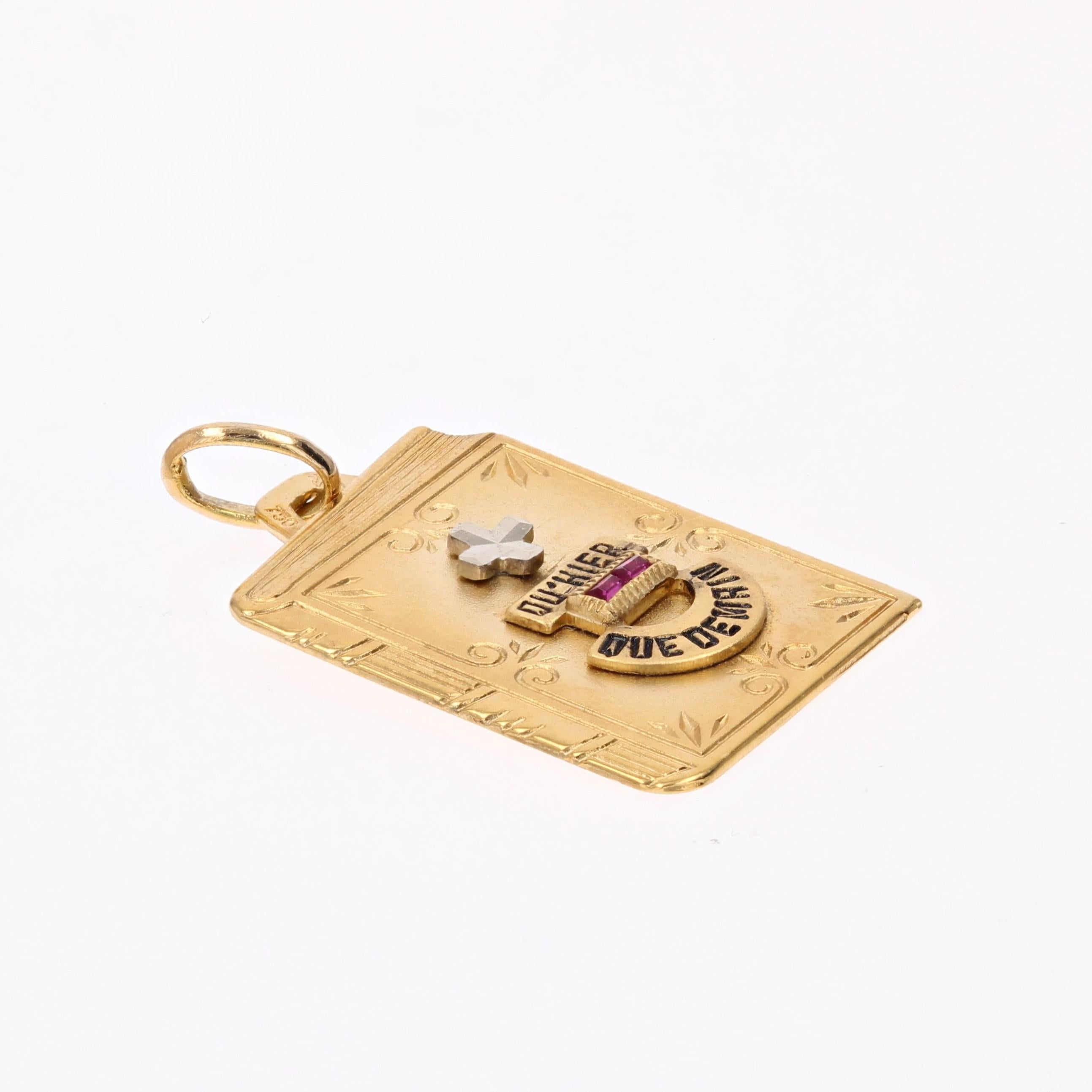 20th Century 18 Karat Yellow Gold Augis Book Medal Pendant For Sale 2