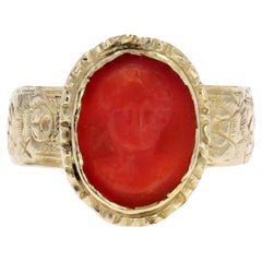 Antique 20th Century 18 Karat Yellow Gold Cameo Coral Ring