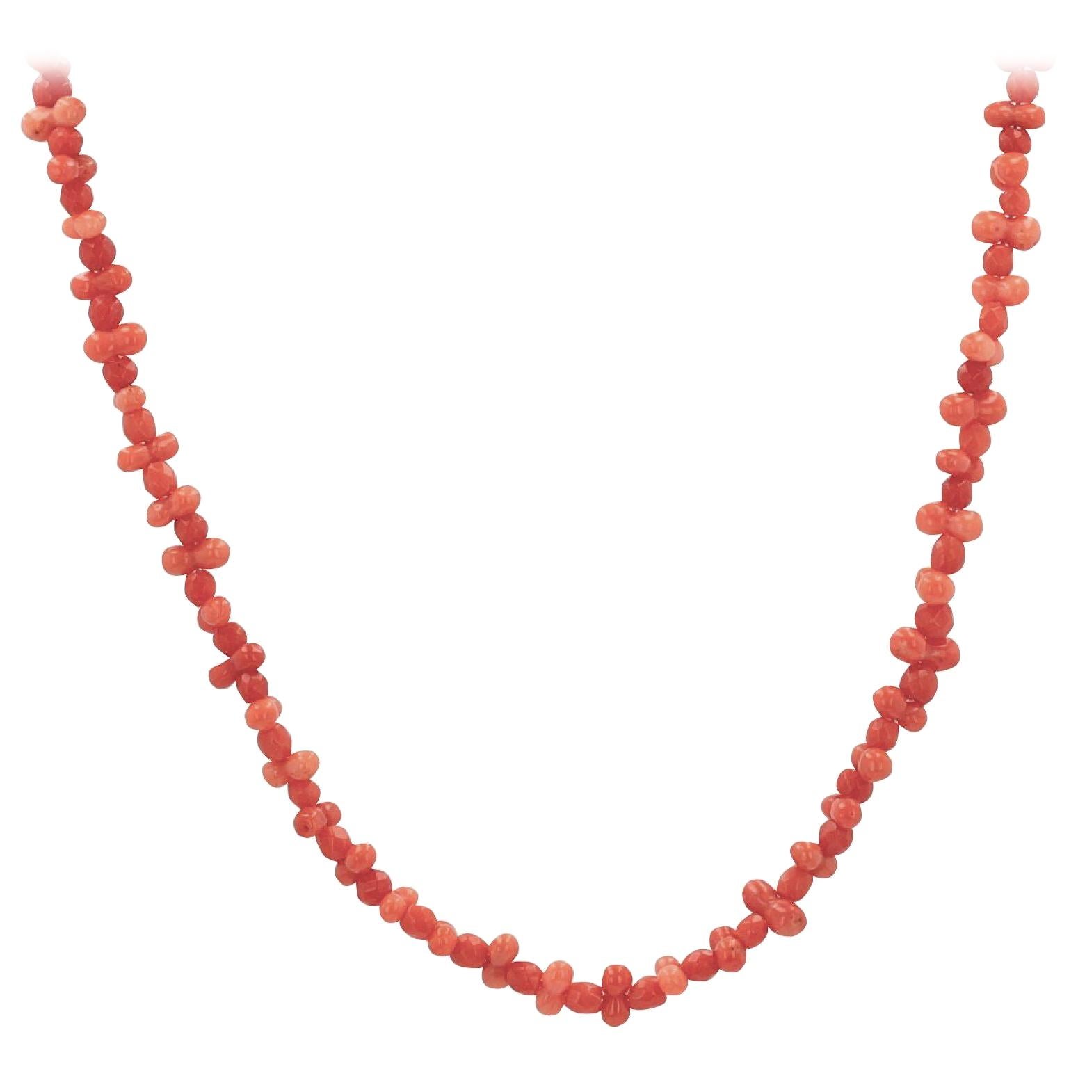 20th Century 18 Karat Yellow Gold Coral Necklace For Sale