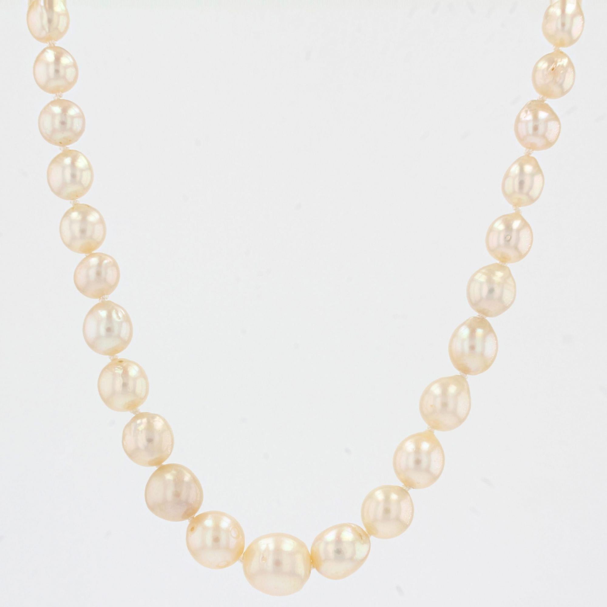 20th Century 18 Karat Yellow Gold Diamond Falling Cultured Pearl Necklace 2