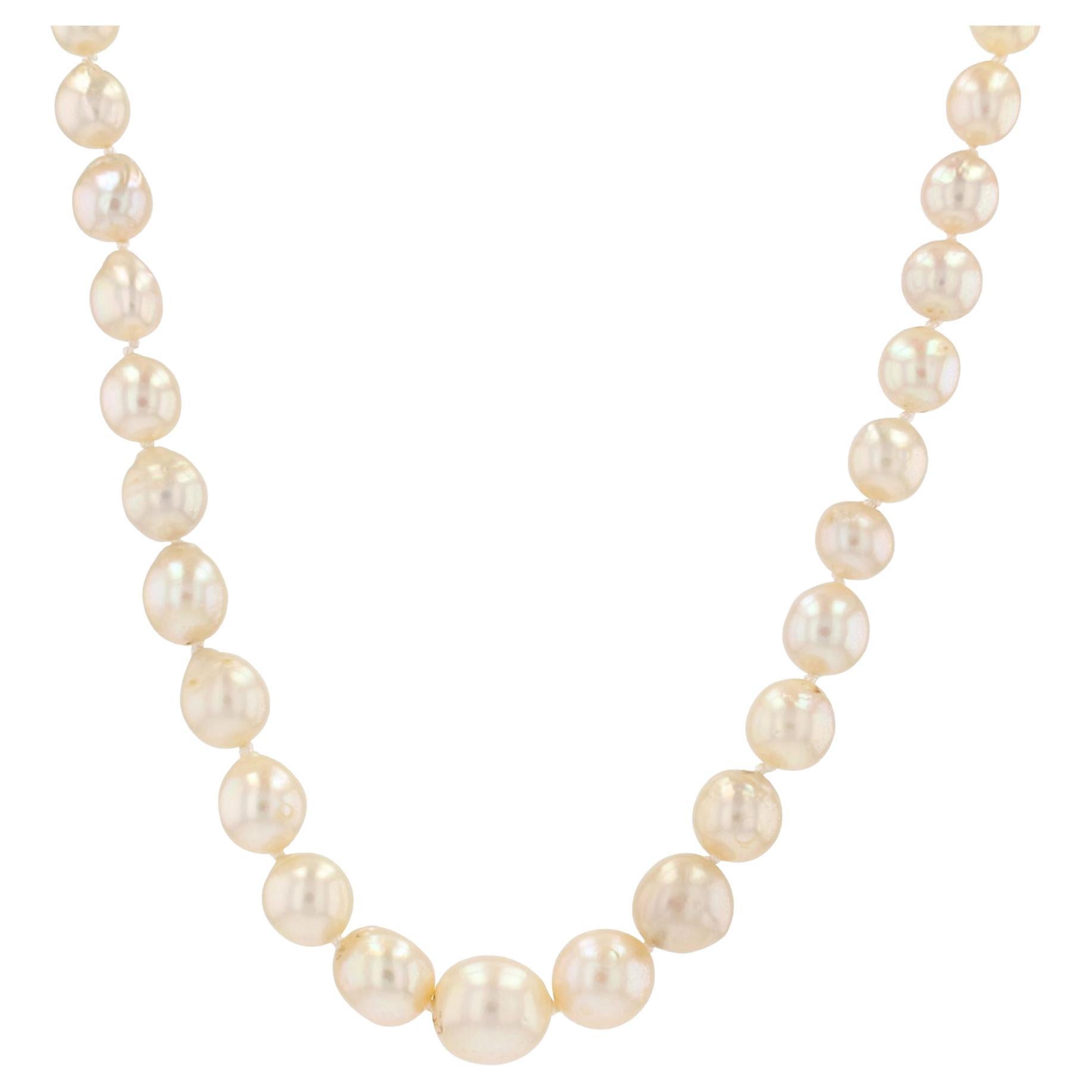 20th Century 18 Karat Yellow Gold Diamond Falling Cultured Pearl Necklace