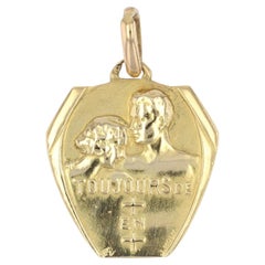 Medaille „Toujours de + en +“ aus 18 Karat Gelbgold des 20. Jahrhunderts