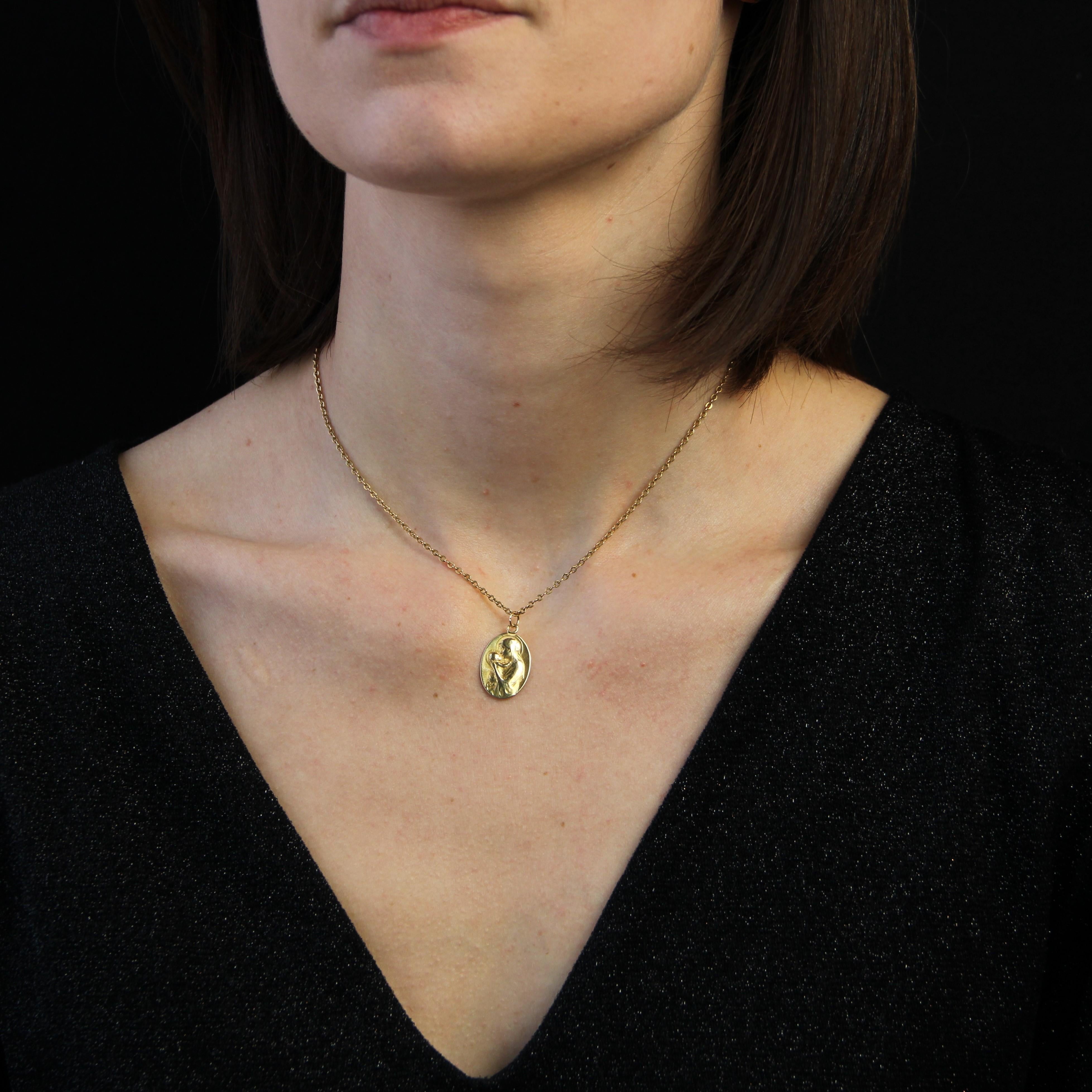 Women's 20th Century 18 Karat Yellow Gold Virgin and Child Signed Dropsy Medal Pendant