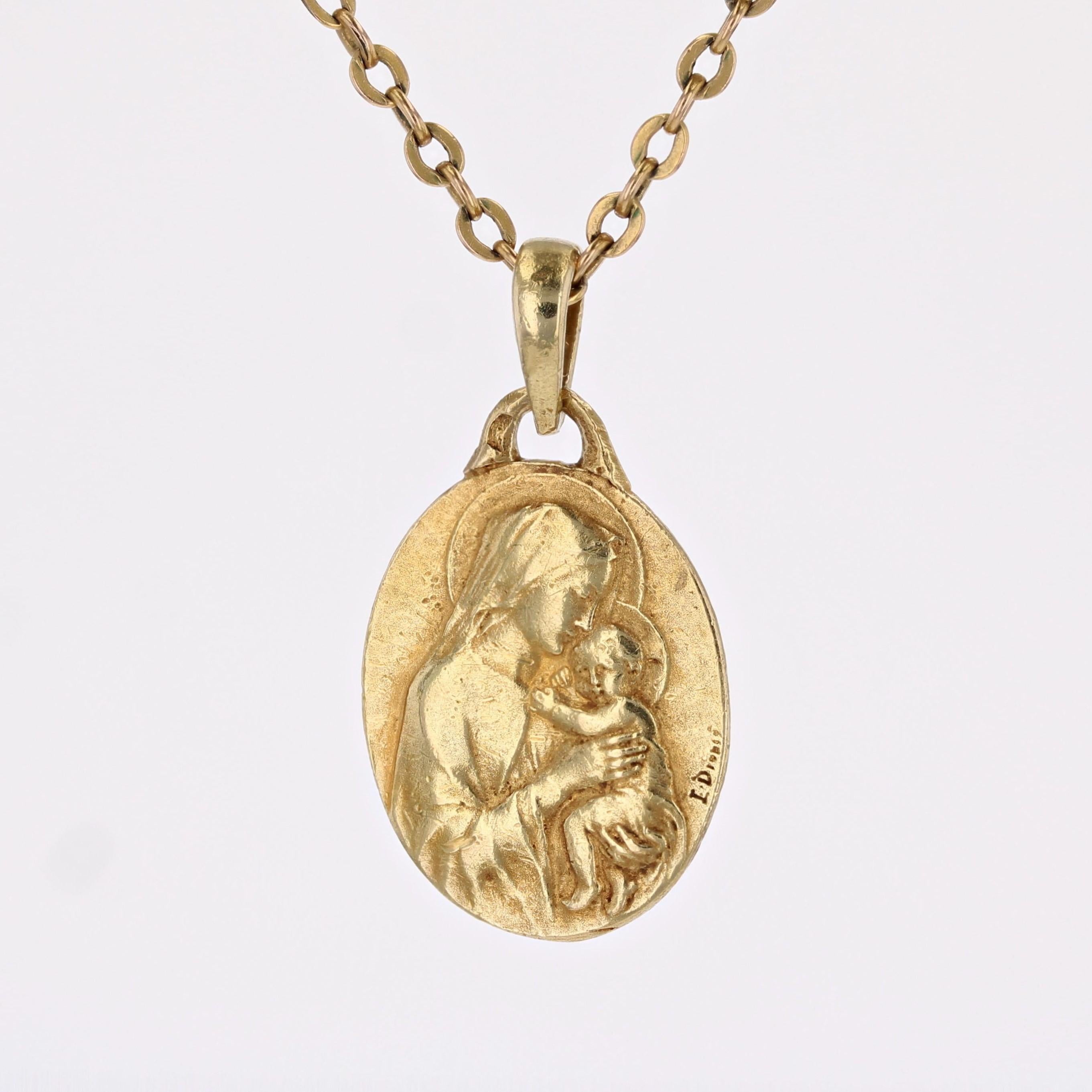 20th Century 18 Karat Yellow Gold Virgin and Child Signed Dropsy Medal Pendant 2