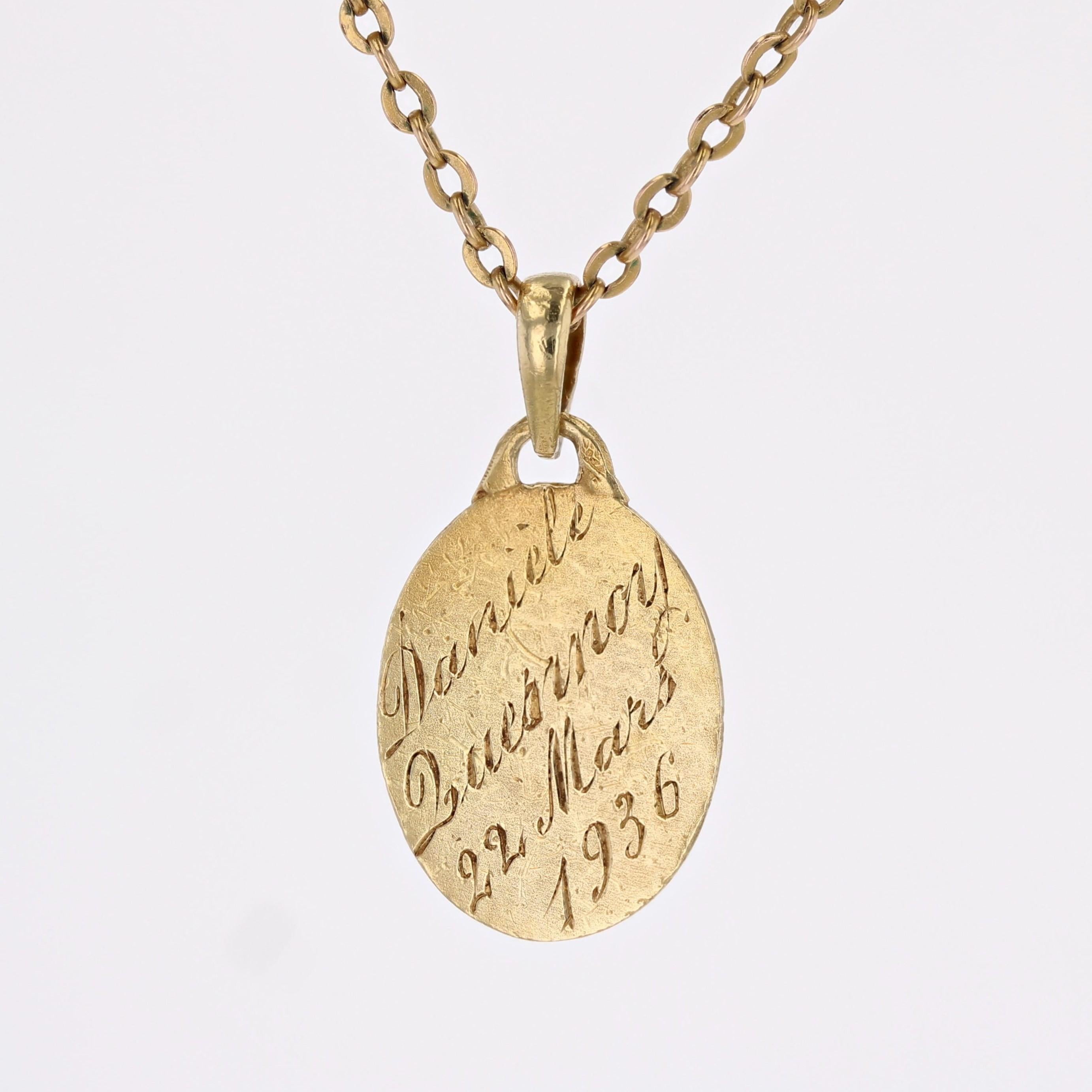 20th Century 18 Karat Yellow Gold Virgin and Child Signed Dropsy Medal Pendant 3