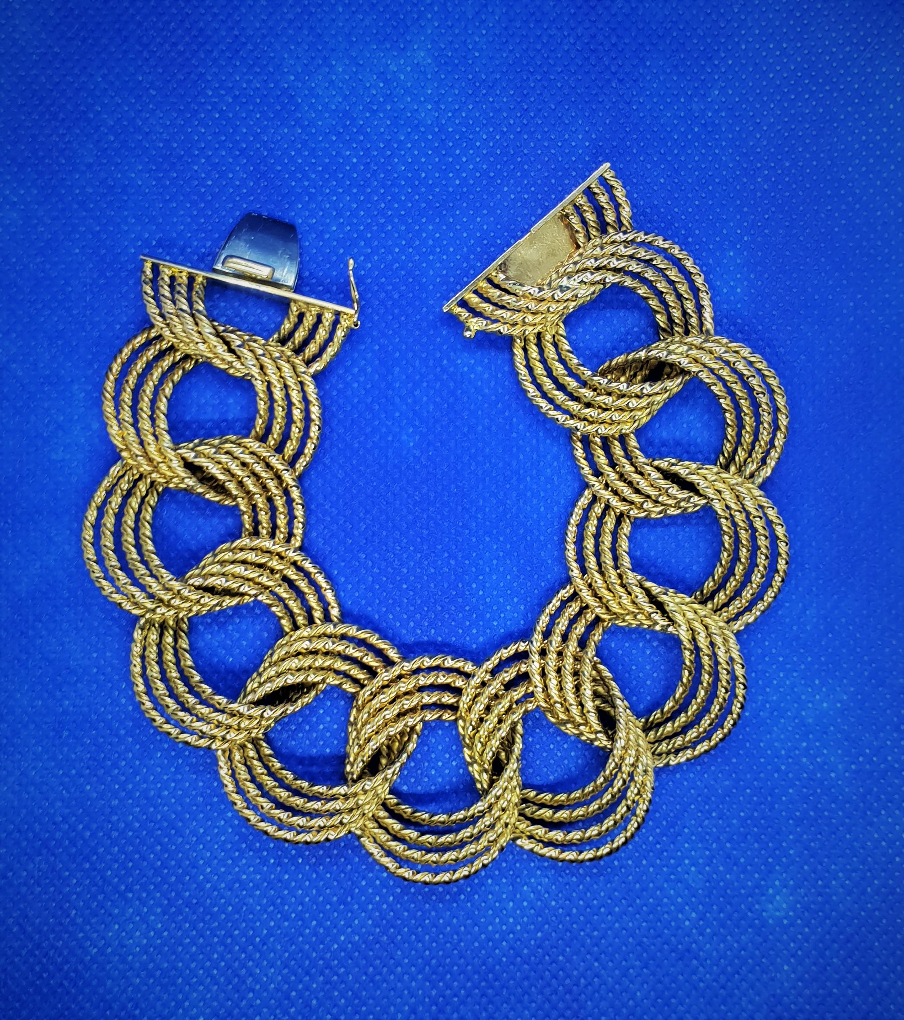 Art Deco 20th Century 18 Karat Yellow Gold Chain Bracelet Italy, 1950s For Sale