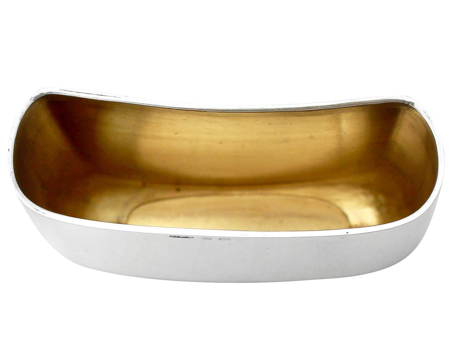 Petaca de plata de ley del siglo XX Silver en venta