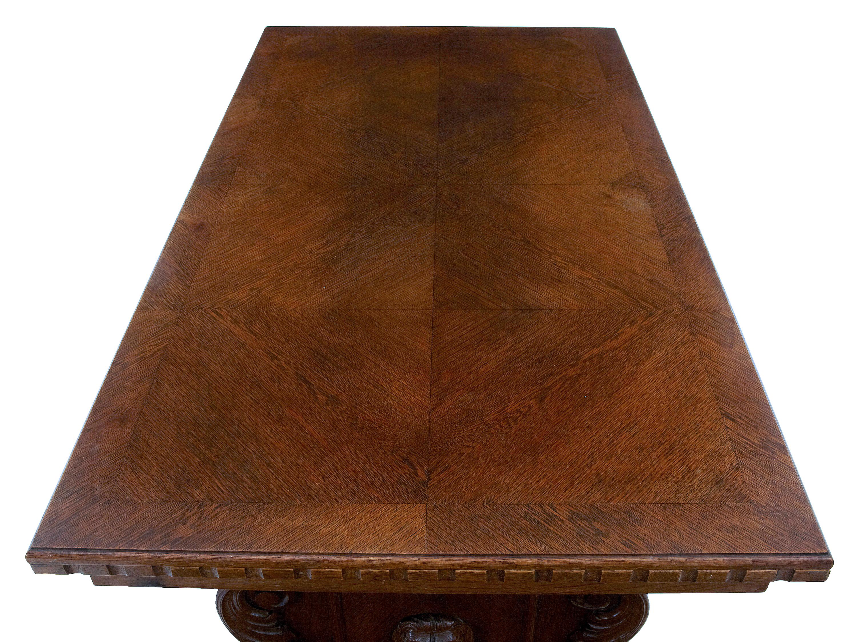 20th Century 1920s Carved Oak Extending Dining Table In Good Condition In Debenham, Suffolk