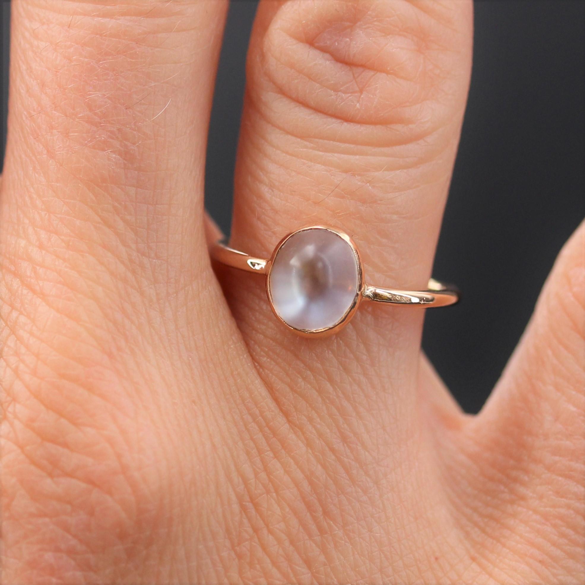 20th Century 2.30 Carats Moonstone 18 Karat Rose Gold Ring 6