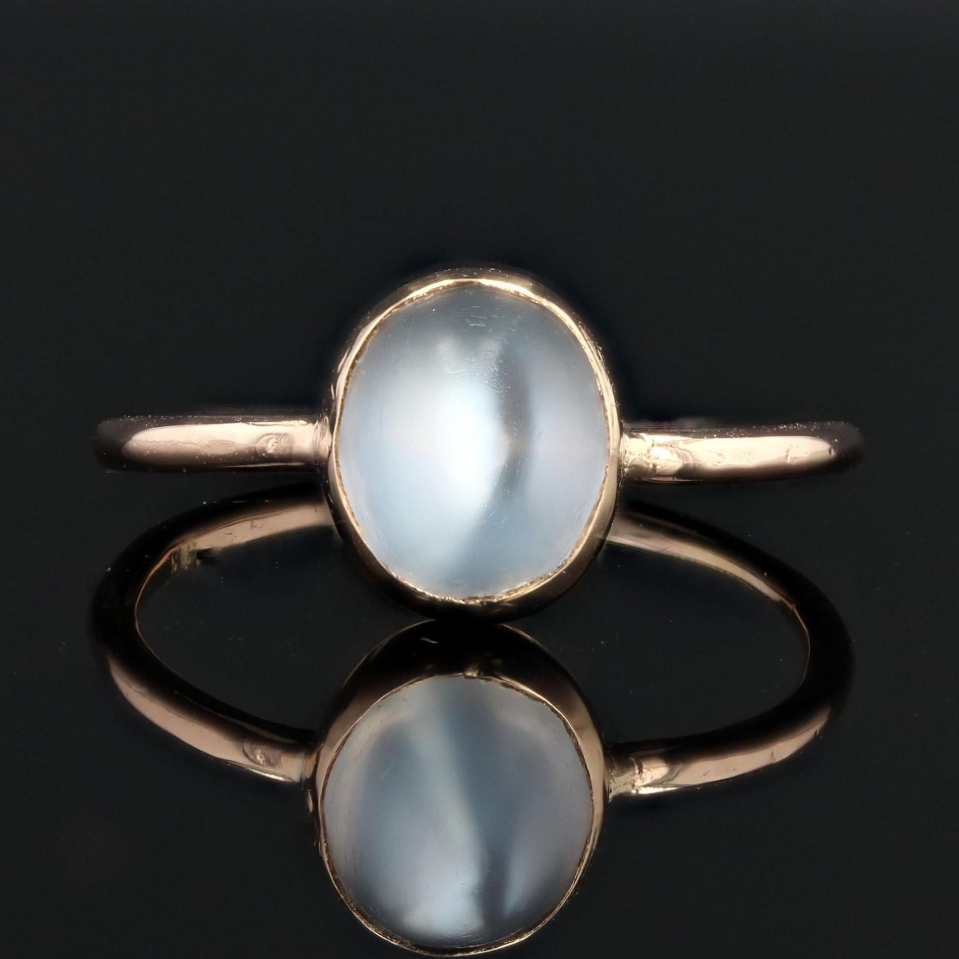 Belle Époque 20th Century 2.30 Carats Moonstone 18 Karat Rose Gold Ring