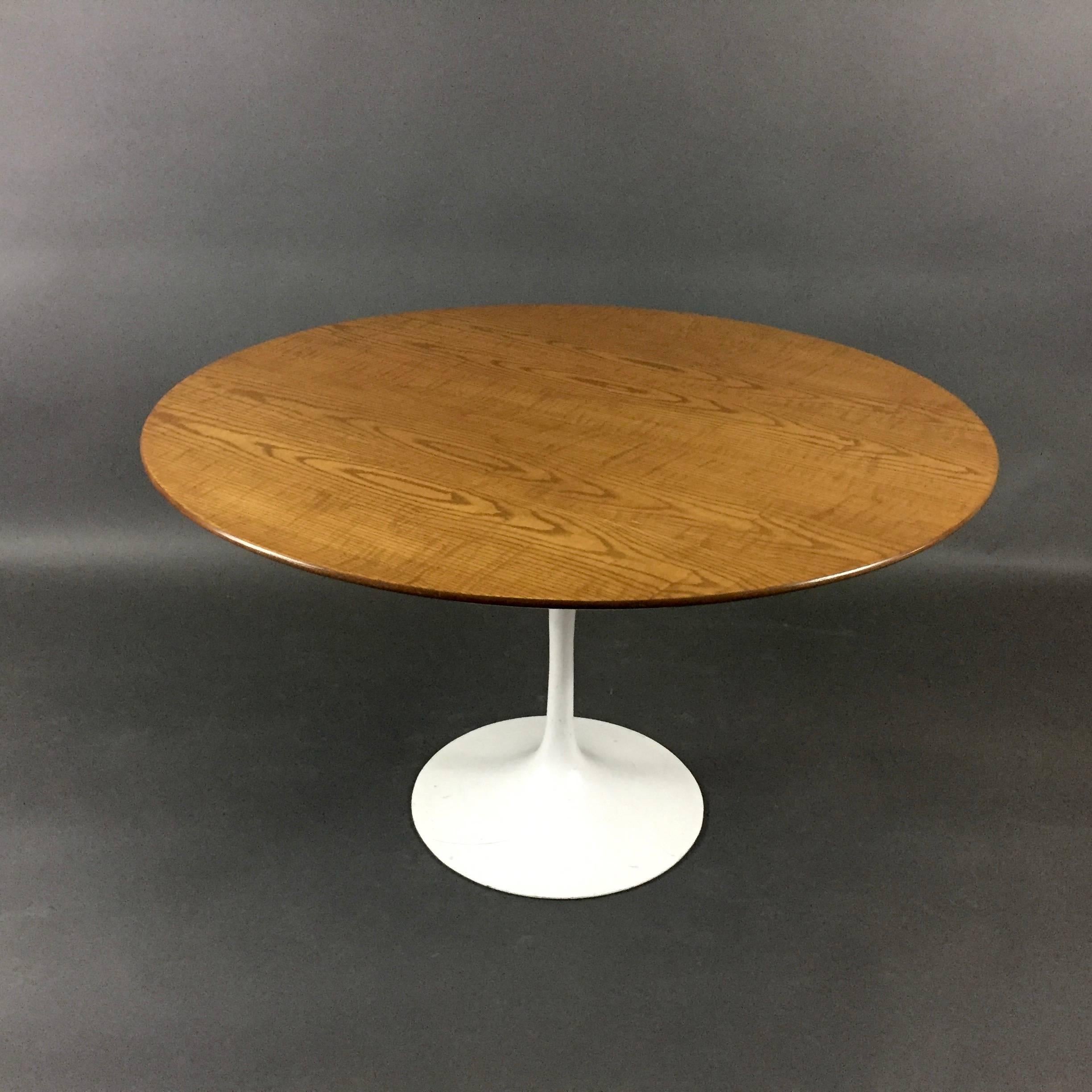 American 20th Century Oak Dining Table, Tulip Base For Sale