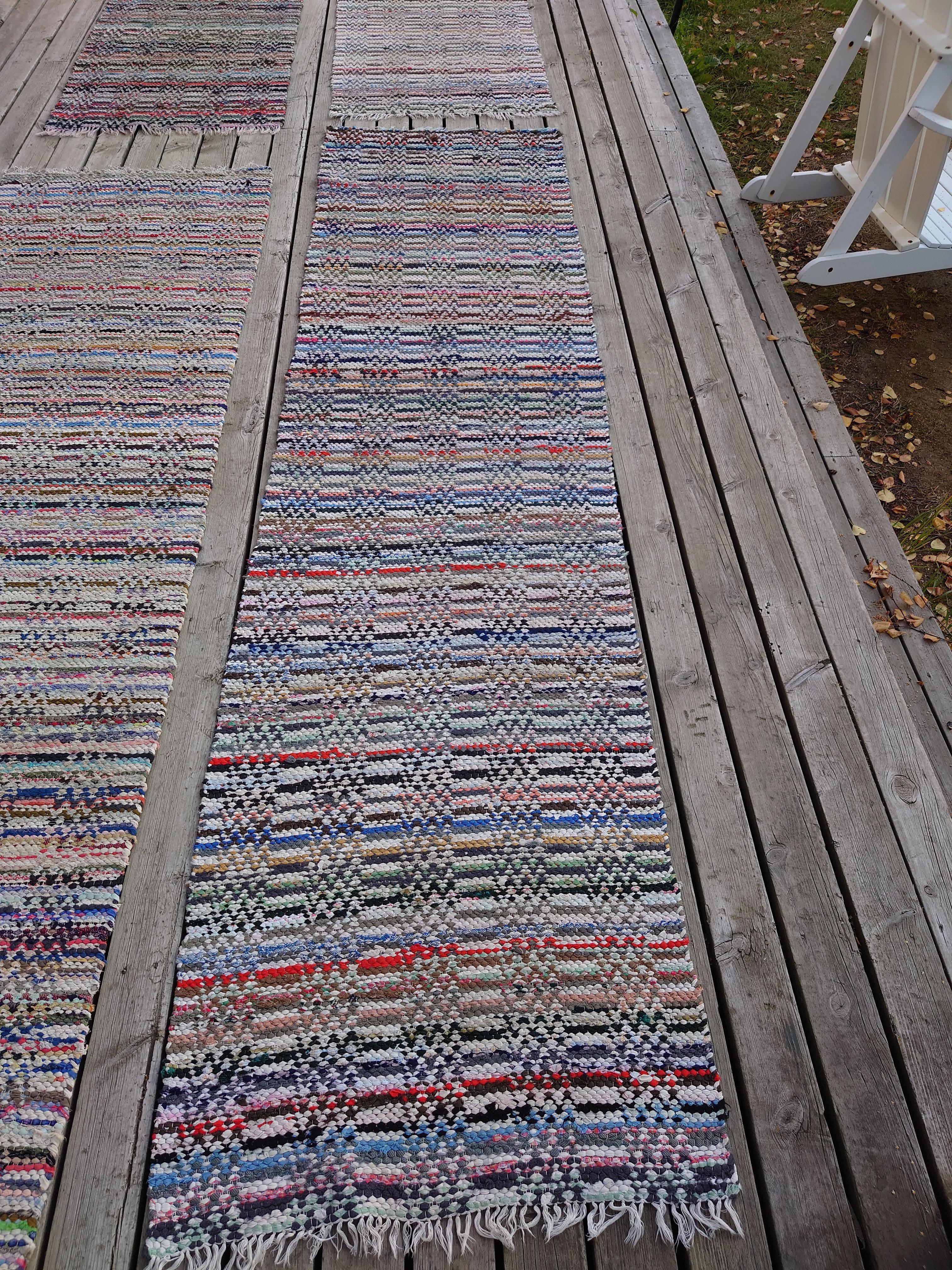 Mid-20th Century 20th Century, a Set of Four Hand Woven Swedish Rag Rugs For Sale